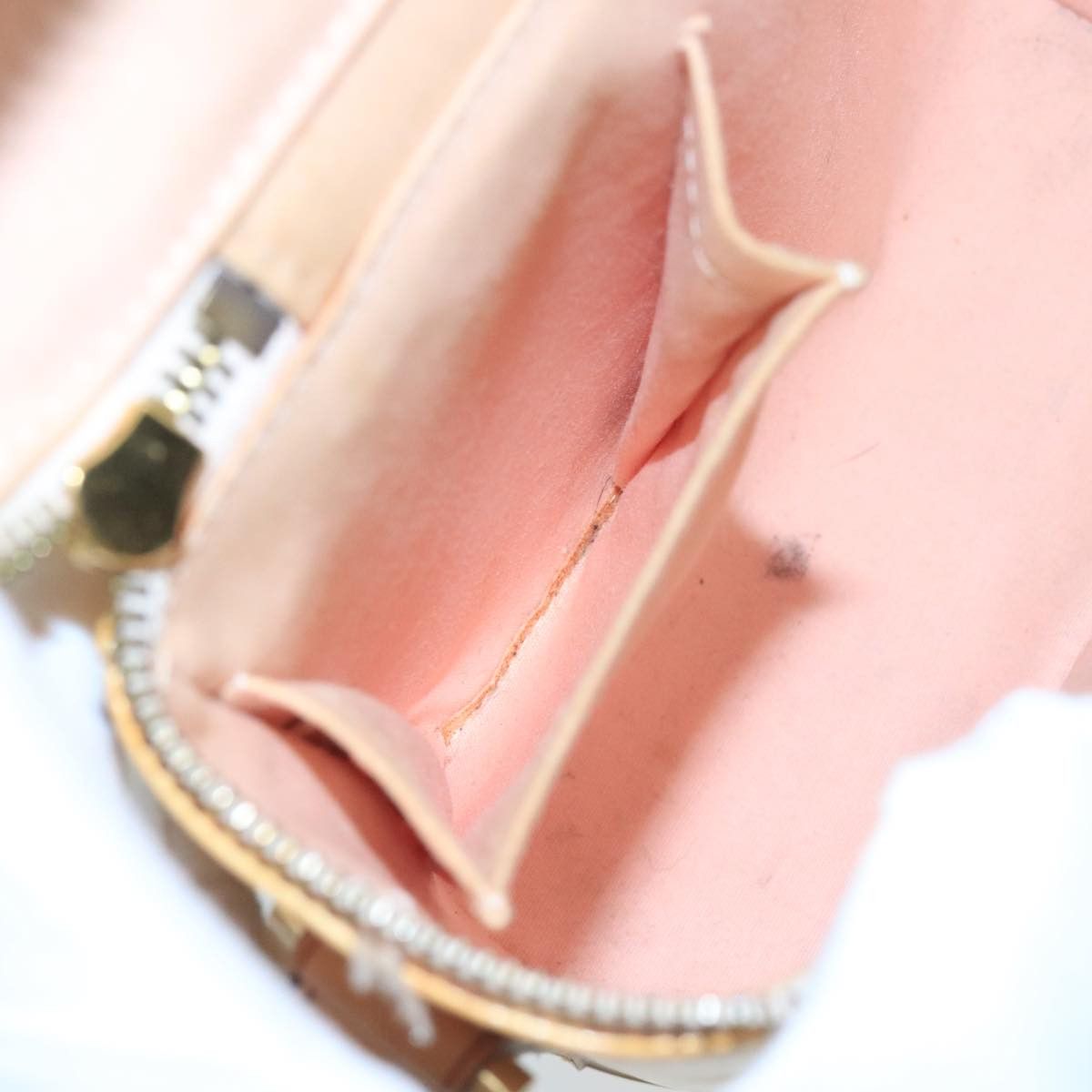 Louis Vuitton Sullivan Yellow Patent Leather Shoulder Bag (Pre-Owned) Size ONE SIZE - 15 Thumbnail