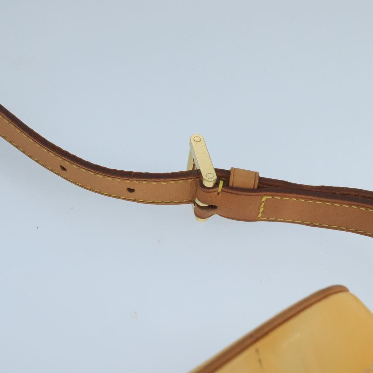 Louis Vuitton Sullivan Yellow Patent Leather Shoulder Bag (Pre-Owned) Size ONE SIZE - 6 Thumbnail