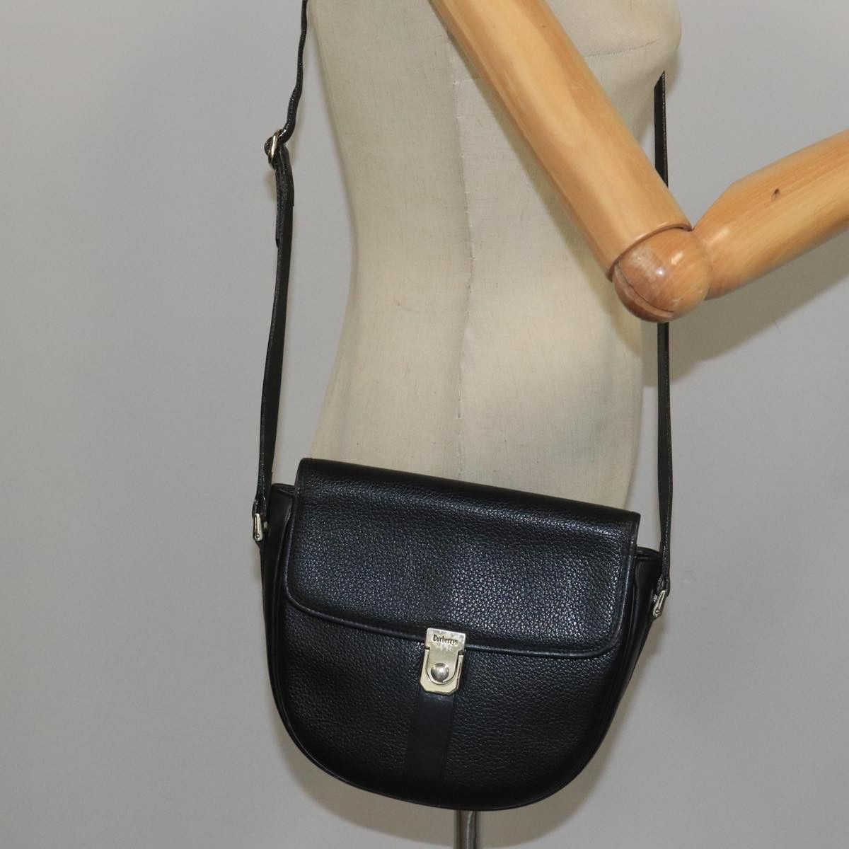Burberry Nova Check Black Leather Shoulder Bag (Pre-Owned) Size ONE SIZE - 13 Thumbnail