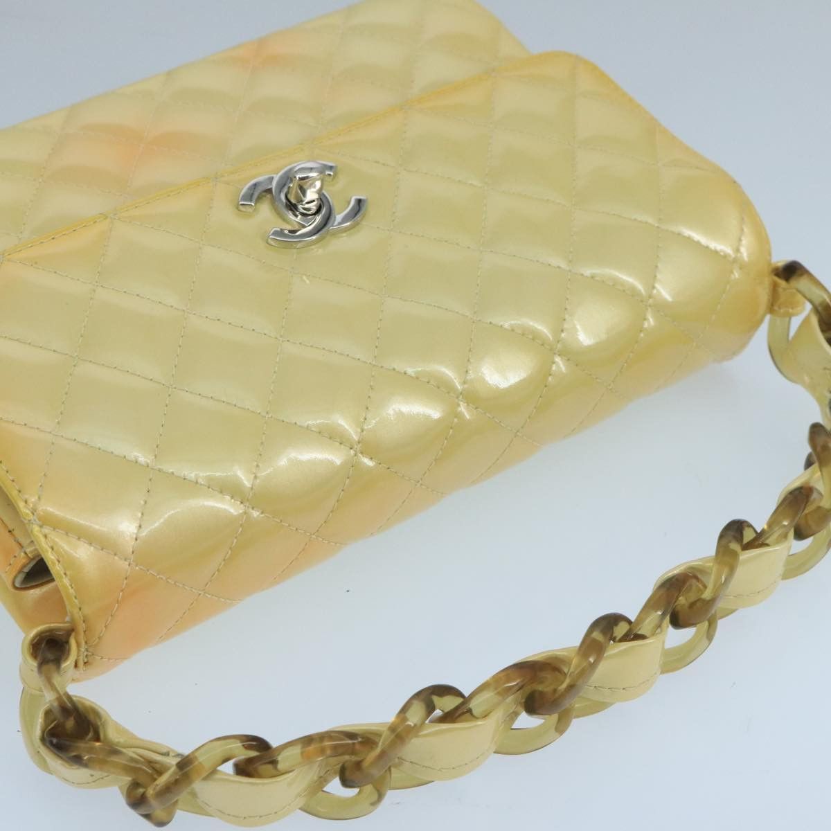 Chanel Single Flap Yellow Patent Leather Handbag (Pre-Owned) Size ONE SIZE - 18 Thumbnail