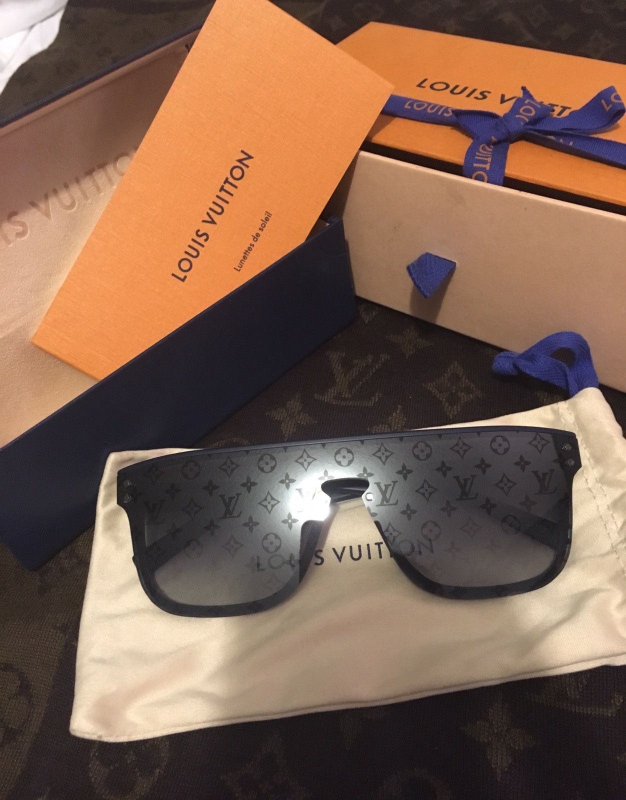 Louis Vuitton Monogram LV Waimea Round Sunglasses, Blue, One Size