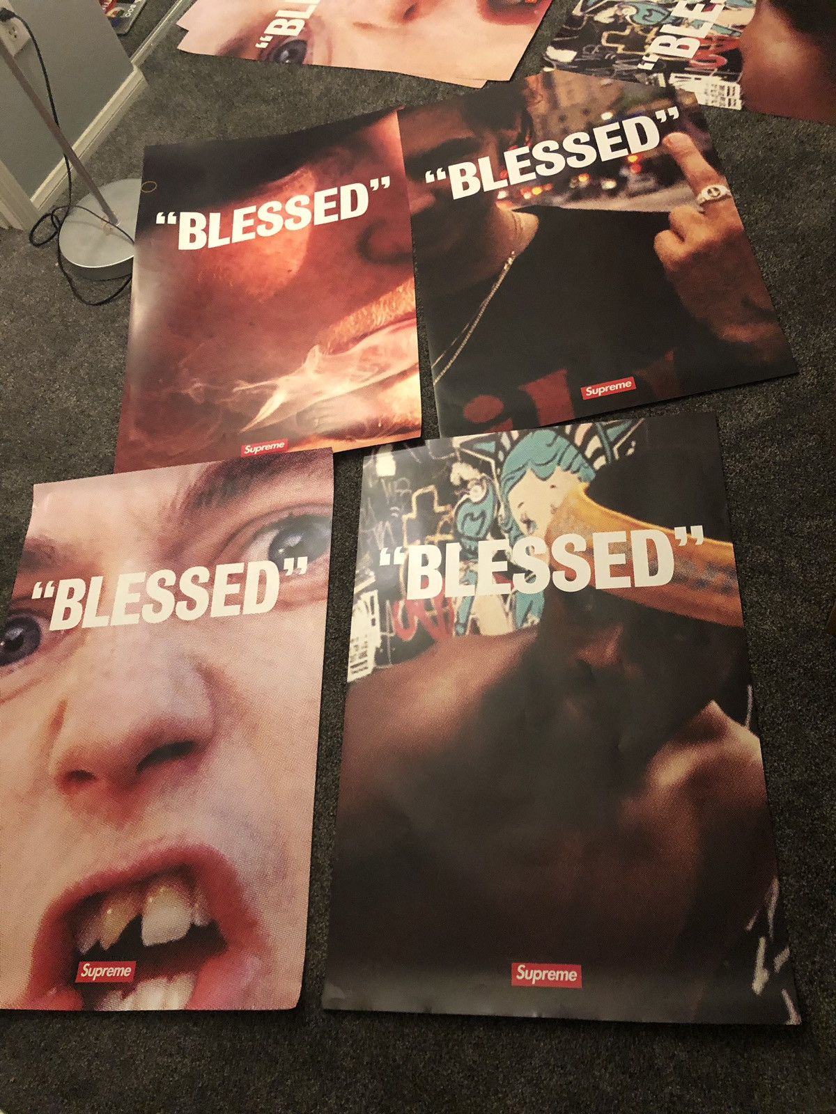 オファー blessed supreme ポスター