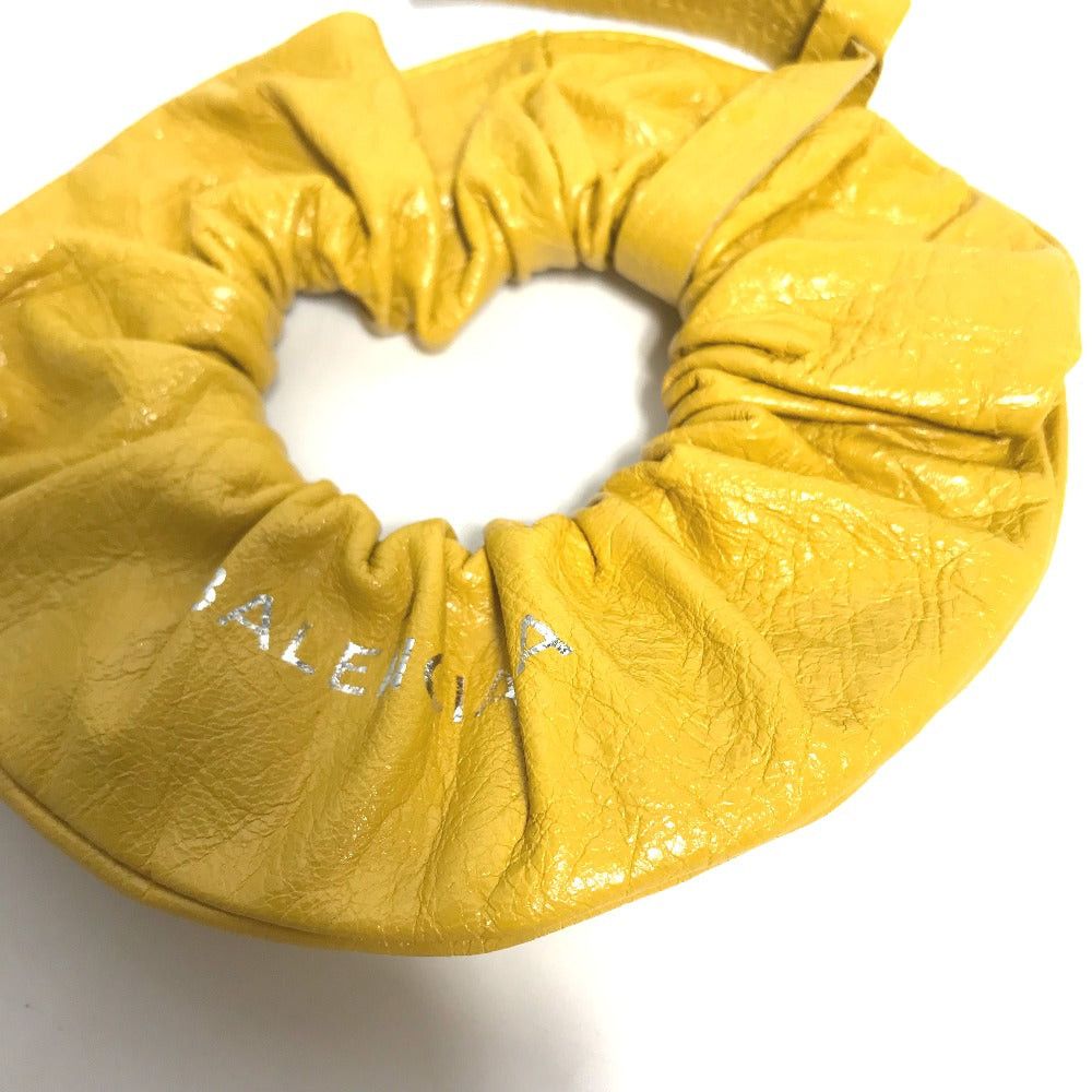 Balenciaga Balenciaga 502024 Logo Hair Accessory Elastic Scrunchie Leather Women Size ONE SIZE - 3 Thumbnail