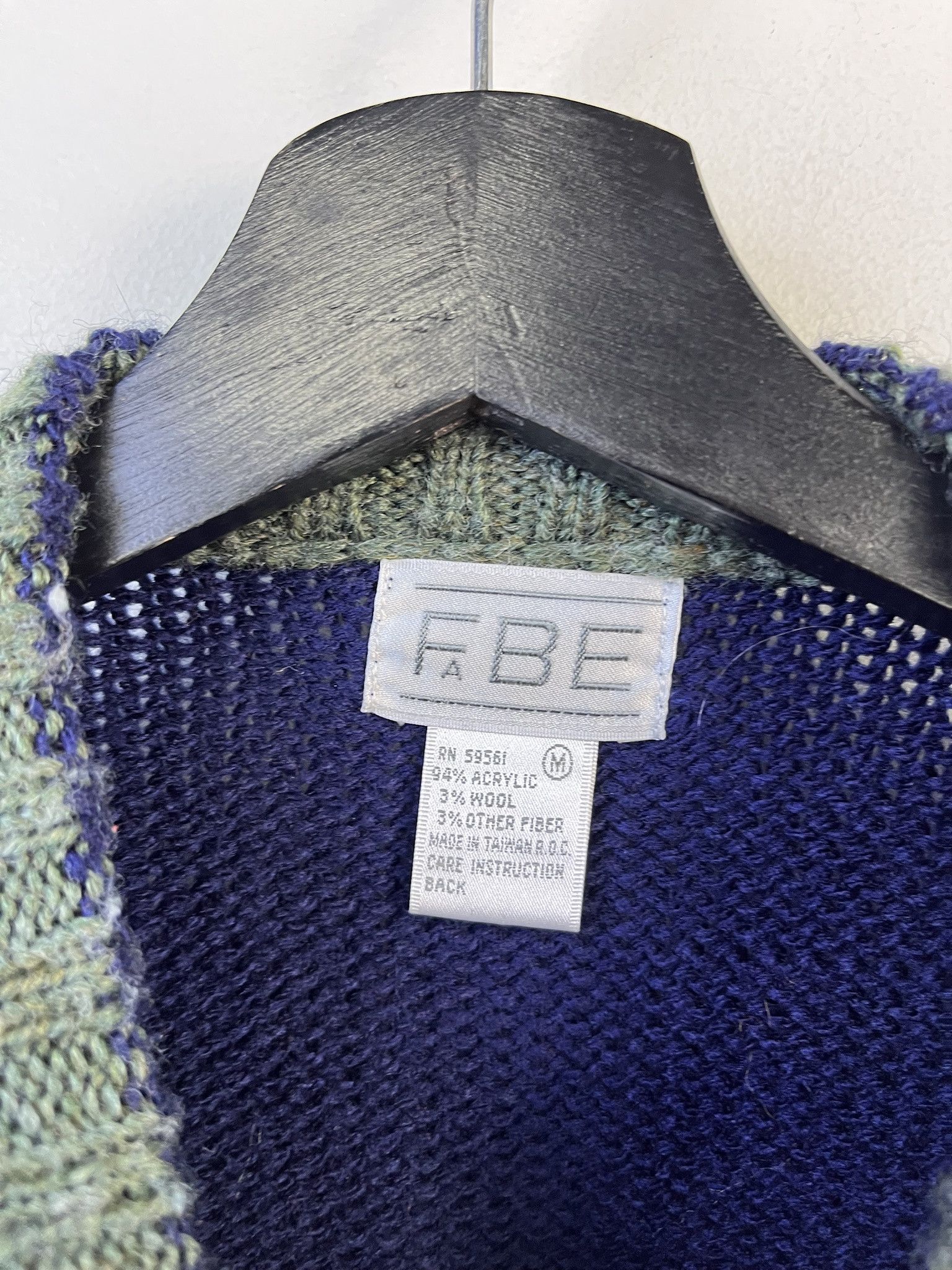Other Vintage Knit Sweater 1990s Thick Knit Velvet Pattern FABE Knit Sweater Size M Size US M / EU 48-50 / 2 - 2 Thumbnail