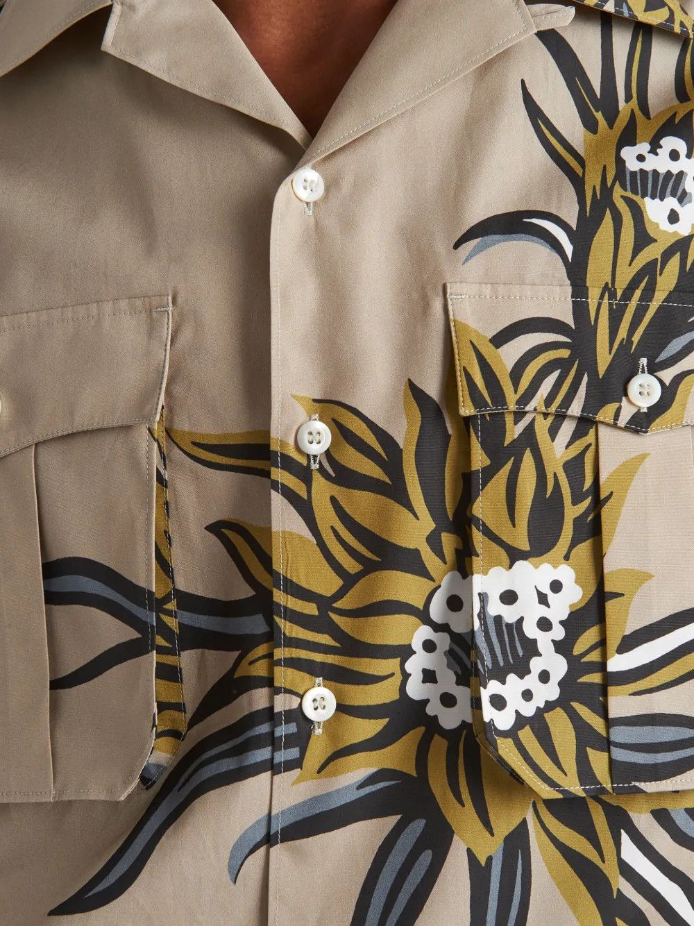 Prada short-sleeve floral-print cotton shirt Size US M / EU 48-50 / 2 - 4 Thumbnail