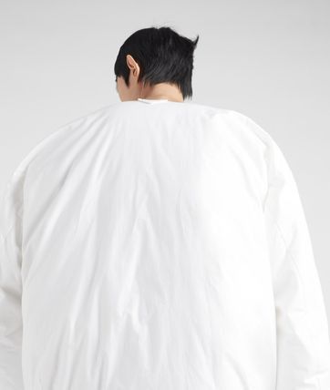 $3.3K VALUE RUNWAY Down Jacket in white