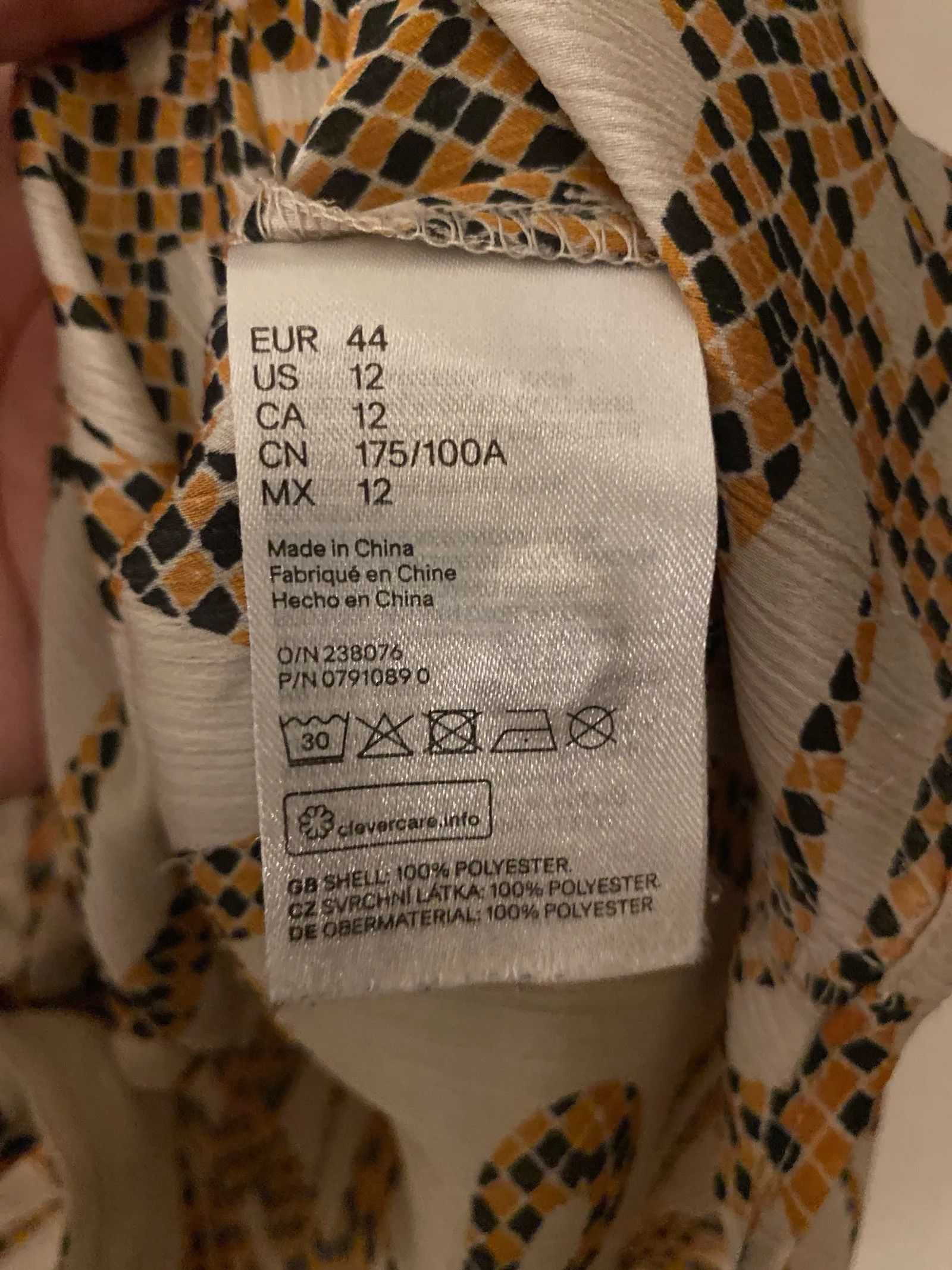 H&M H&M Samarbete Richard Allan Blouse Size L / US 10 / IT 46 - 4 Thumbnail