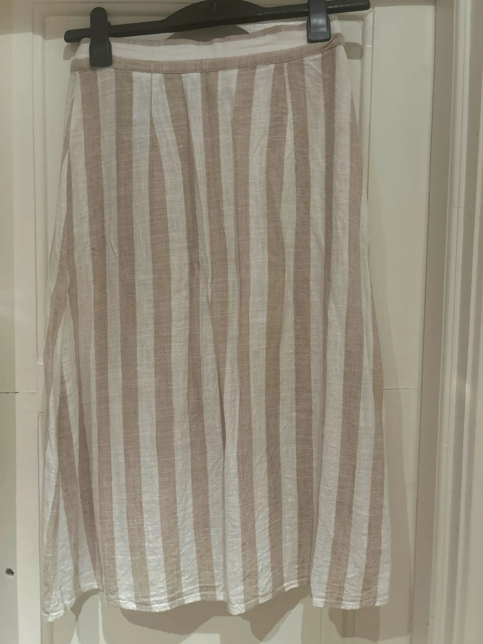 H&M H&M Skirt Size 26" / US 2 / IT 38 - 4 Thumbnail