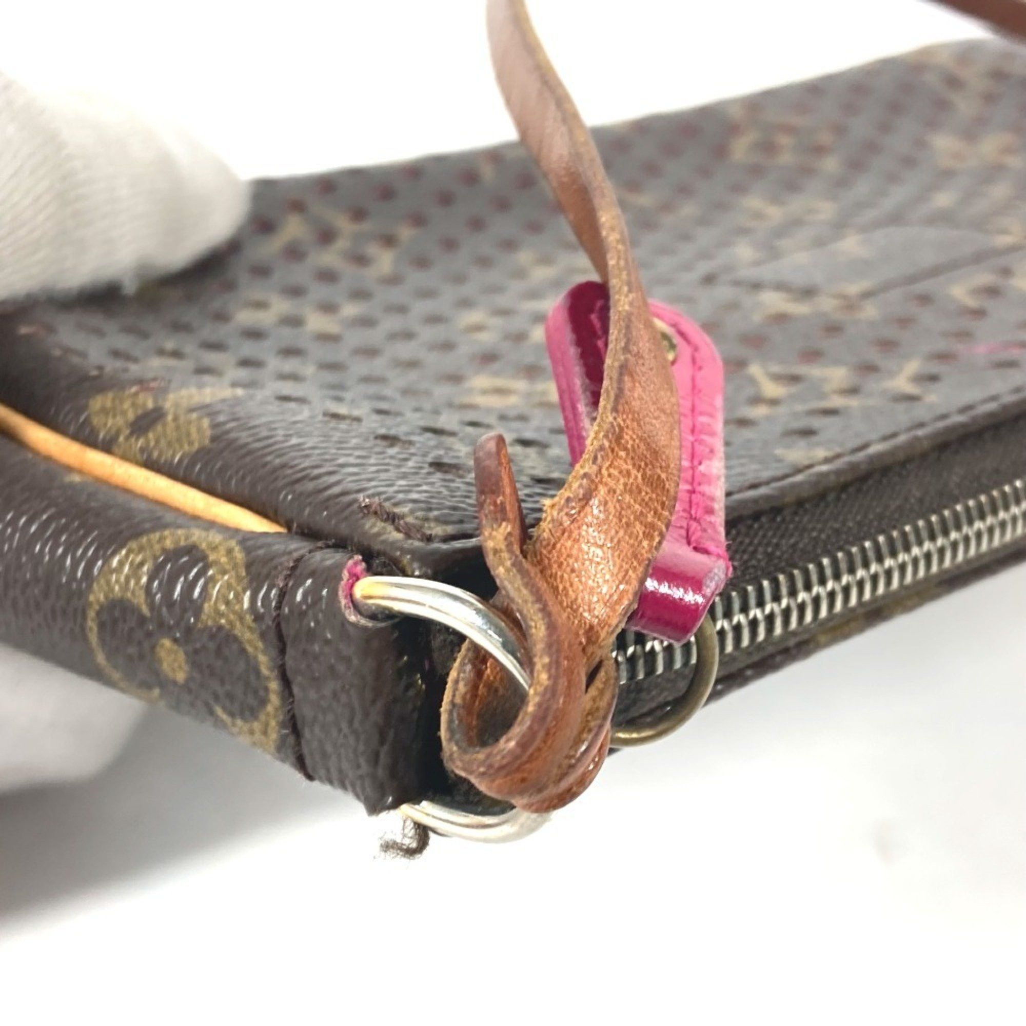 Louis Vuitton Louis Vuitton Pochette Accessoire clutch Size ONE SIZE - 12 Thumbnail