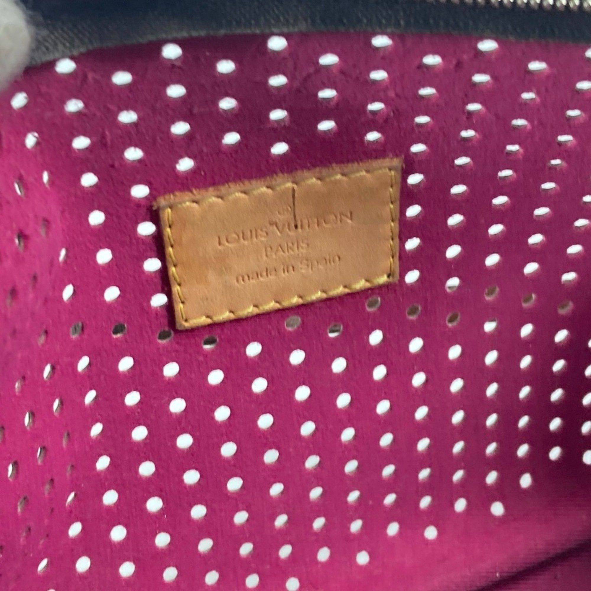 Louis Vuitton Louis Vuitton Pochette Accessoire clutch Size ONE SIZE - 16 Thumbnail