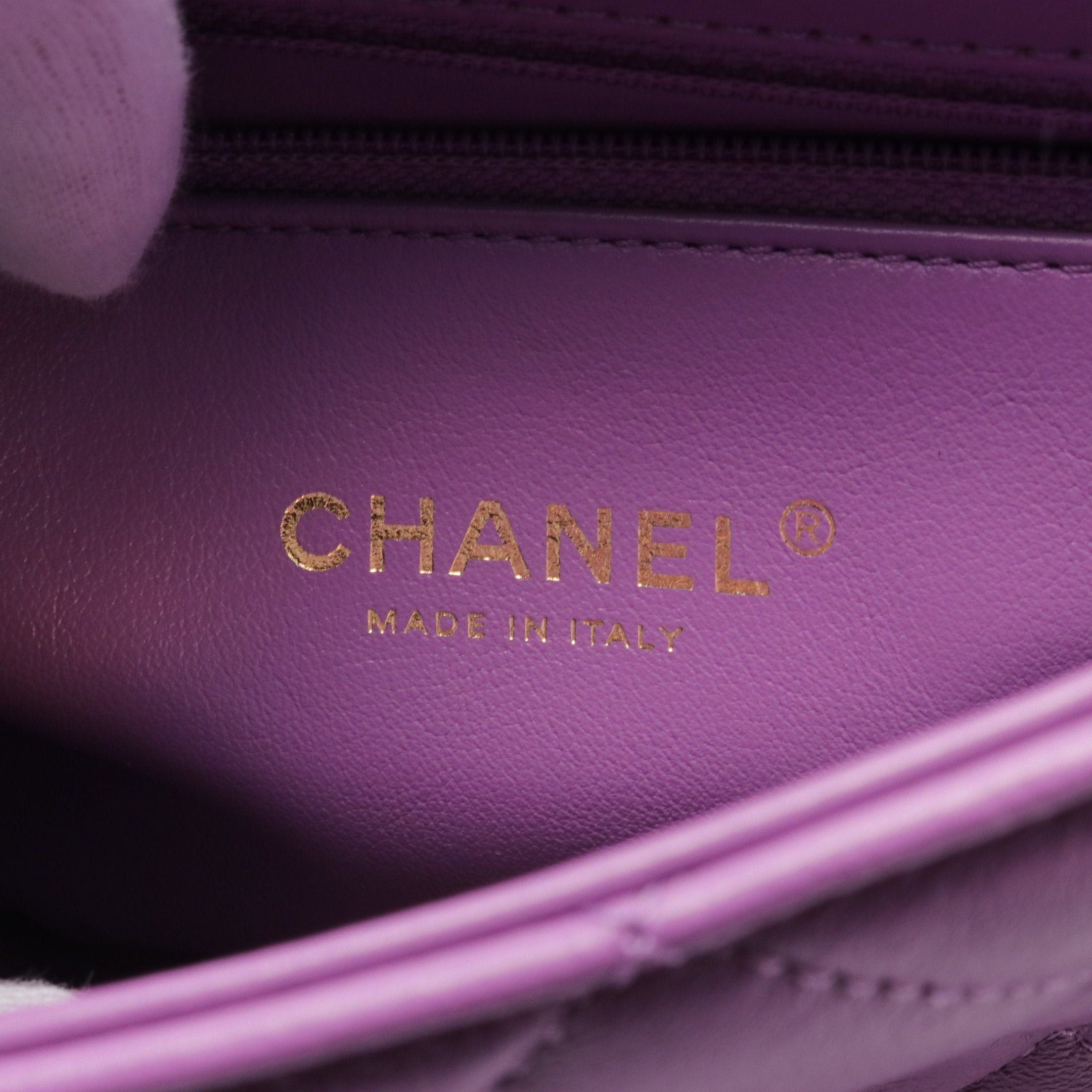Chanel Chanel Matelasse Chain Shoulder Bag Lambskin Purple Gold Hardware Size ONE SIZE - 4 Thumbnail
