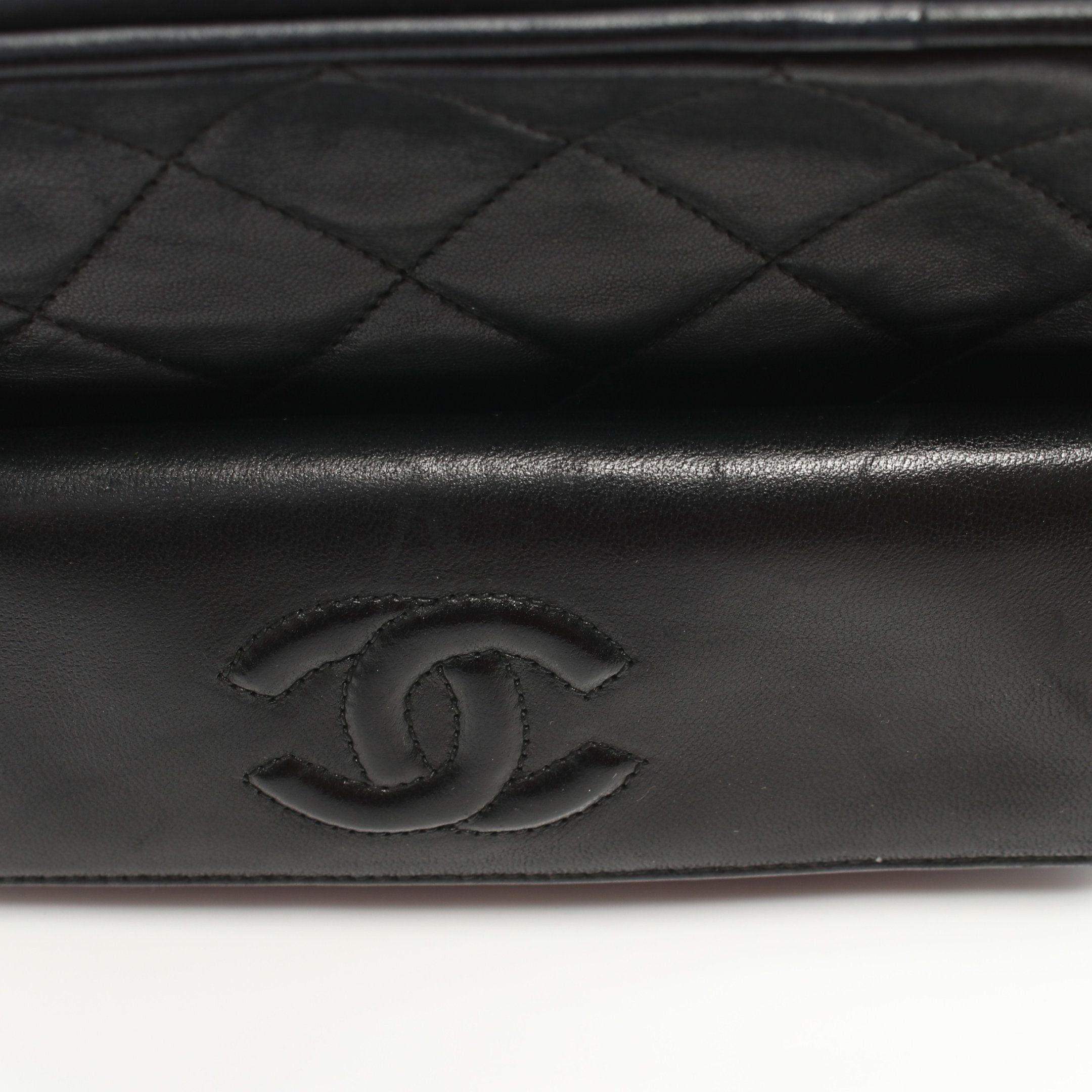 Chanel Chanel Matelasse Chain Shoulder Bag Lambskin Black Gold Hardware Size ONE SIZE - 9 Thumbnail
