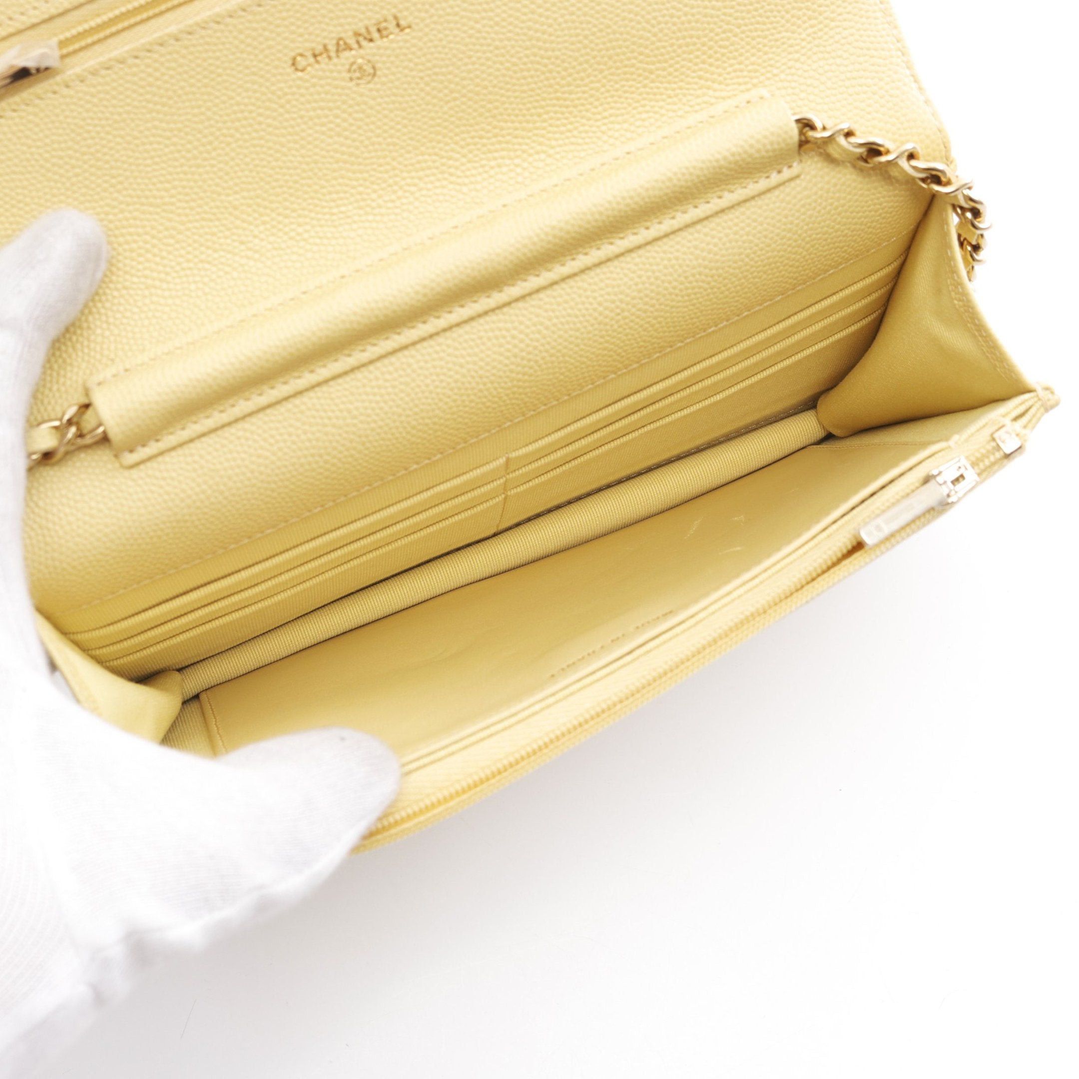 Chanel Chanel Matelasse Chain Wallet Caviar Skin Light Yellow Gold Hardware Size ONE SIZE - 3 Thumbnail