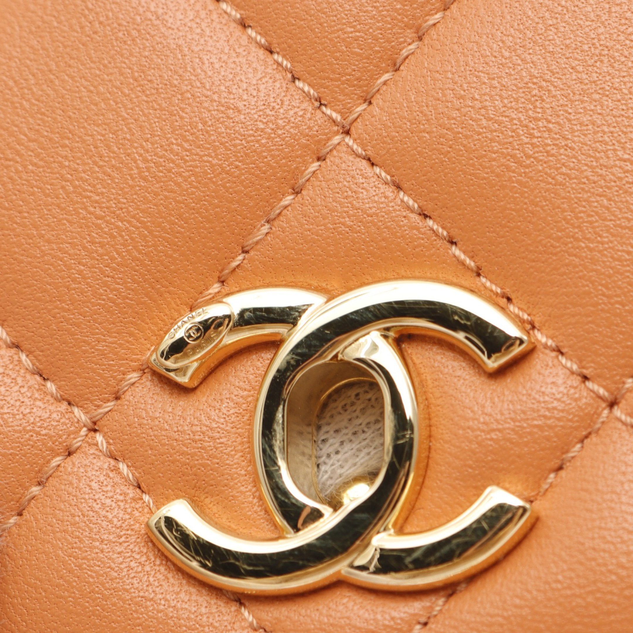 Chanel Chanel Matelasse Chain Wallet Lambskin Orange Gold Hardware Size ONE SIZE - 6 Thumbnail