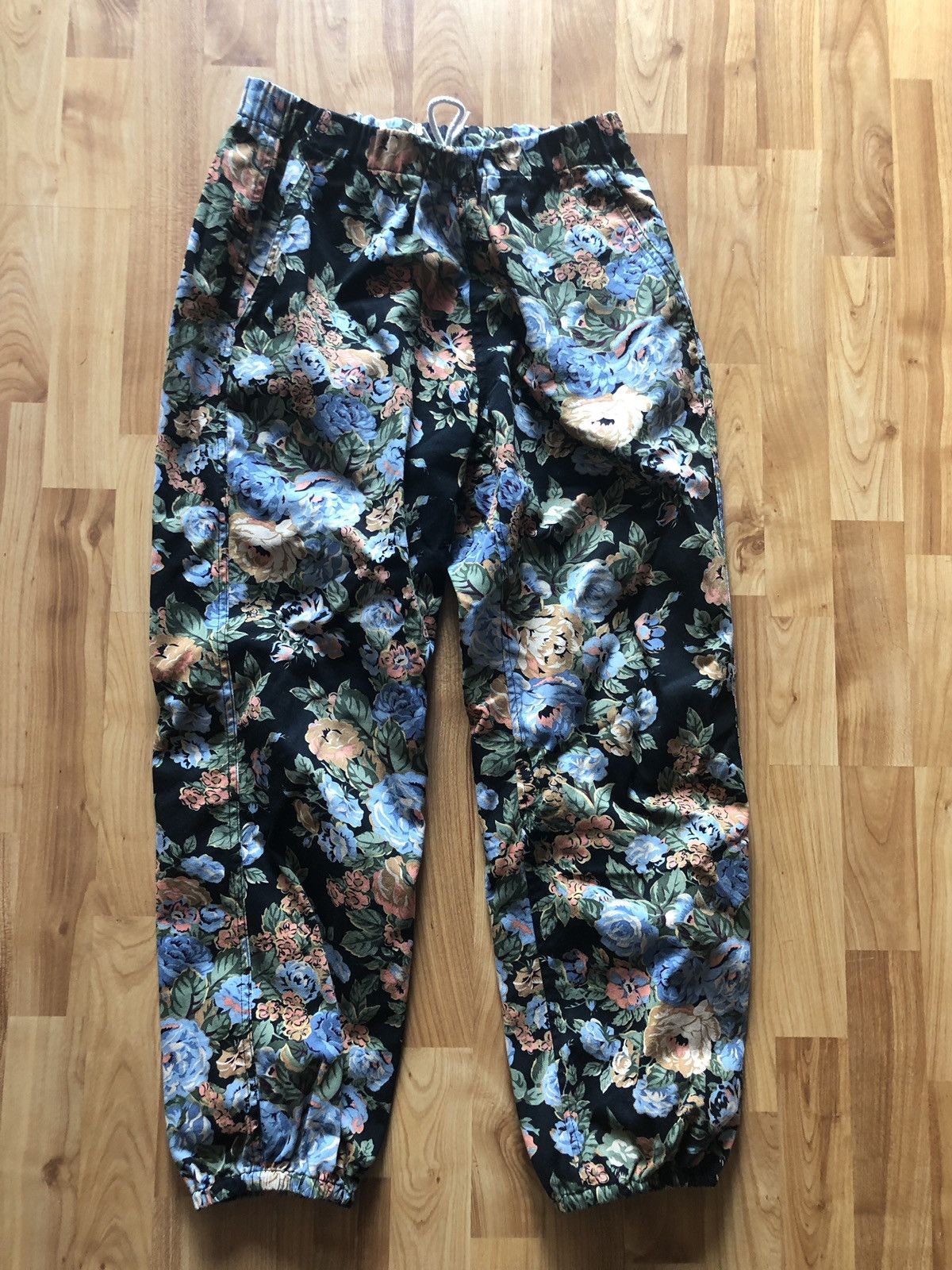 Supreme Supreme Floral Pants Black | Grailed