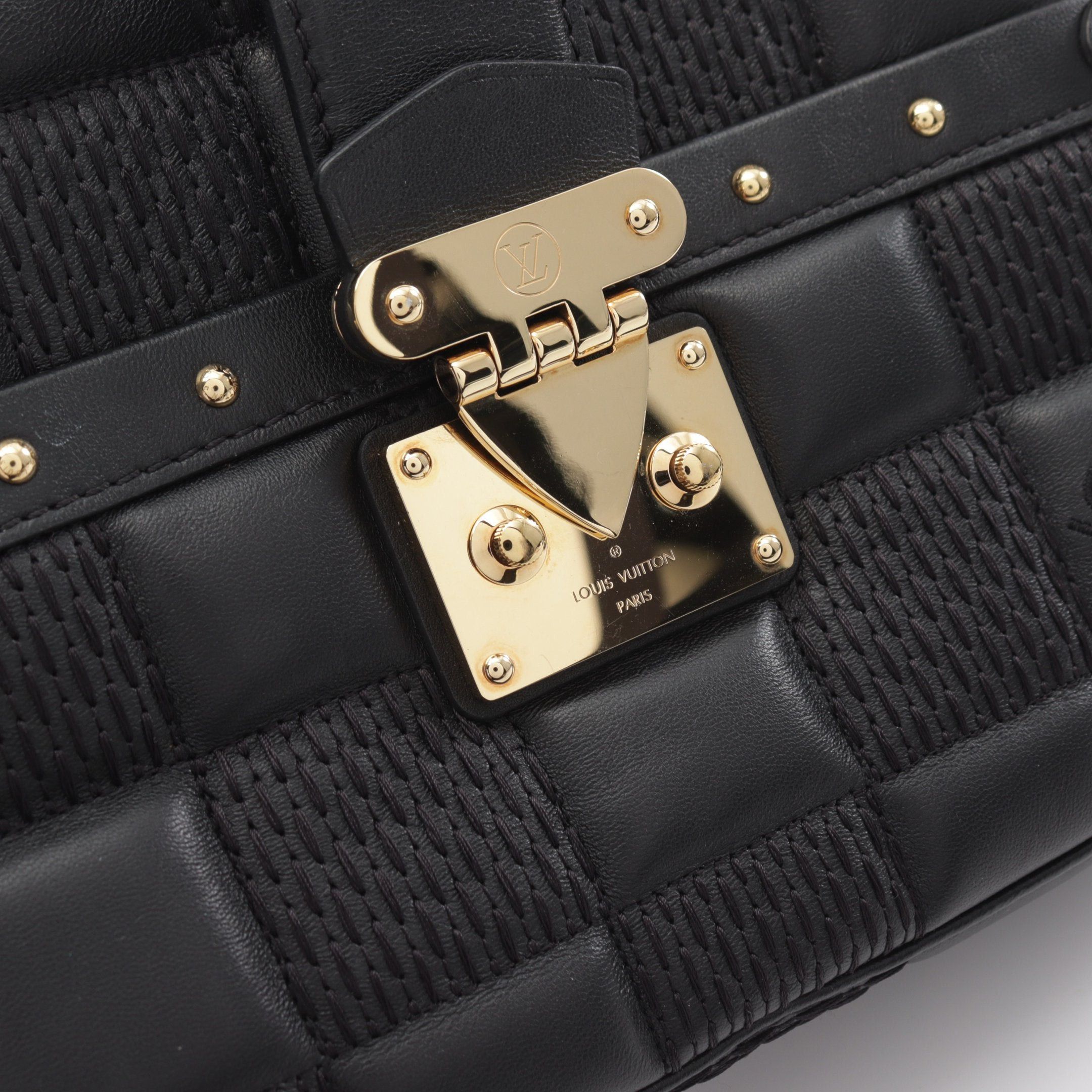 Louis Vuitton Louis Vuitton Pochette Troca Shoulder Bag Leather Black Size ONE SIZE - 7 Thumbnail
