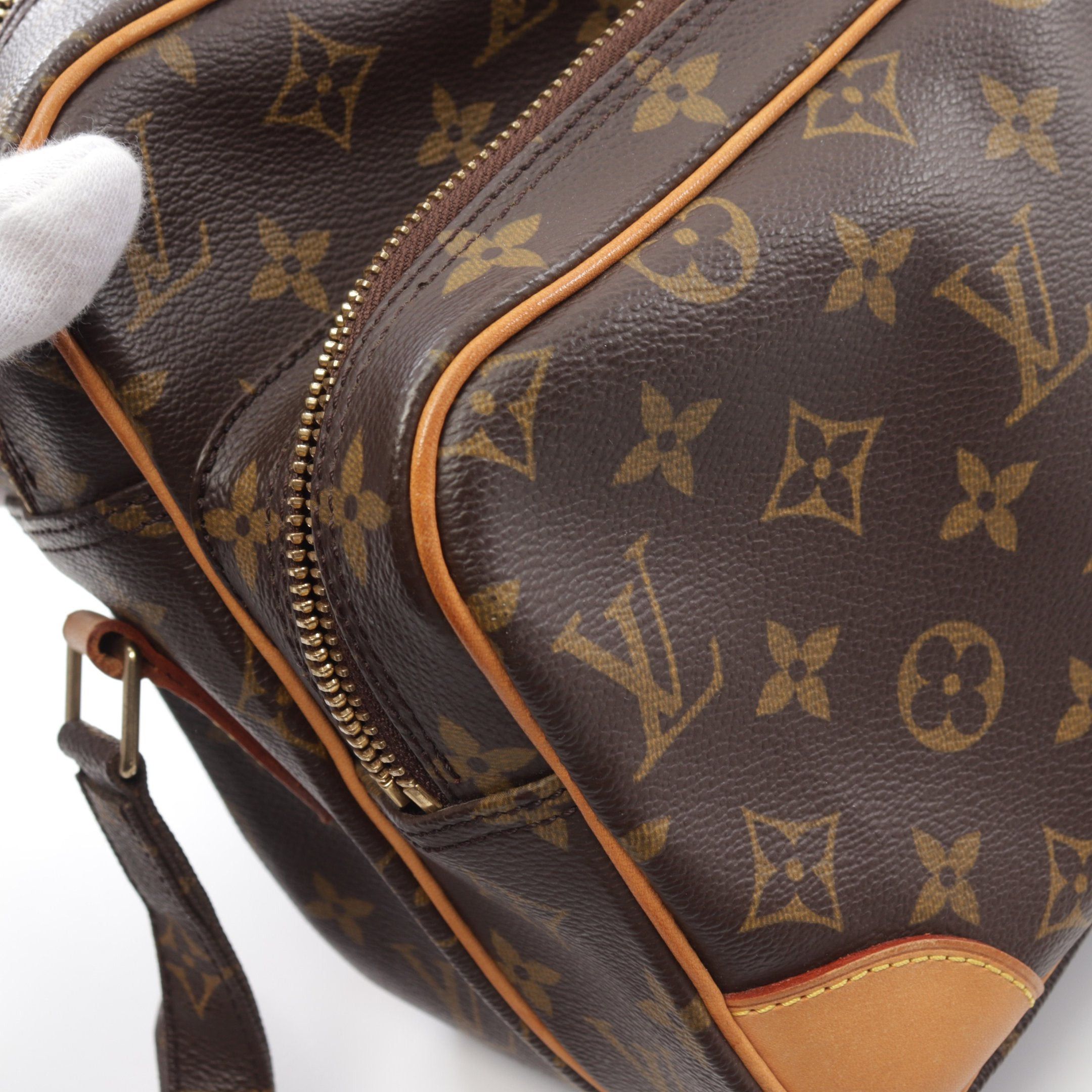 Louis Vuitton Louis Vuitton Nil Monogram Shoulder Bag Leather Brown Size ONE SIZE - 8 Thumbnail