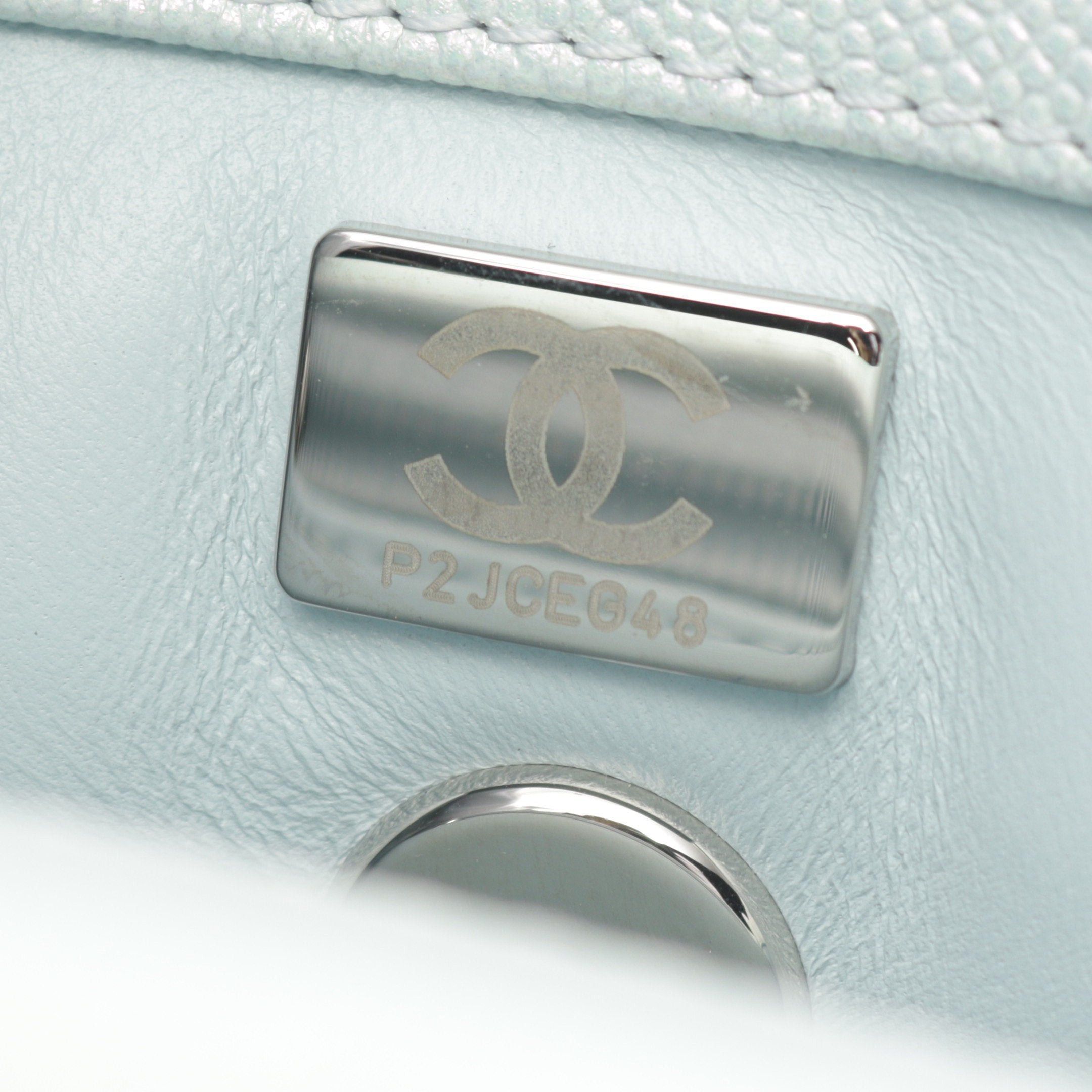 Chanel Chanel Coco Handle Flap Matelasse Handbag Caviar Skin Light Blue Silver Hardware Size ONE SIZE - 5 Thumbnail