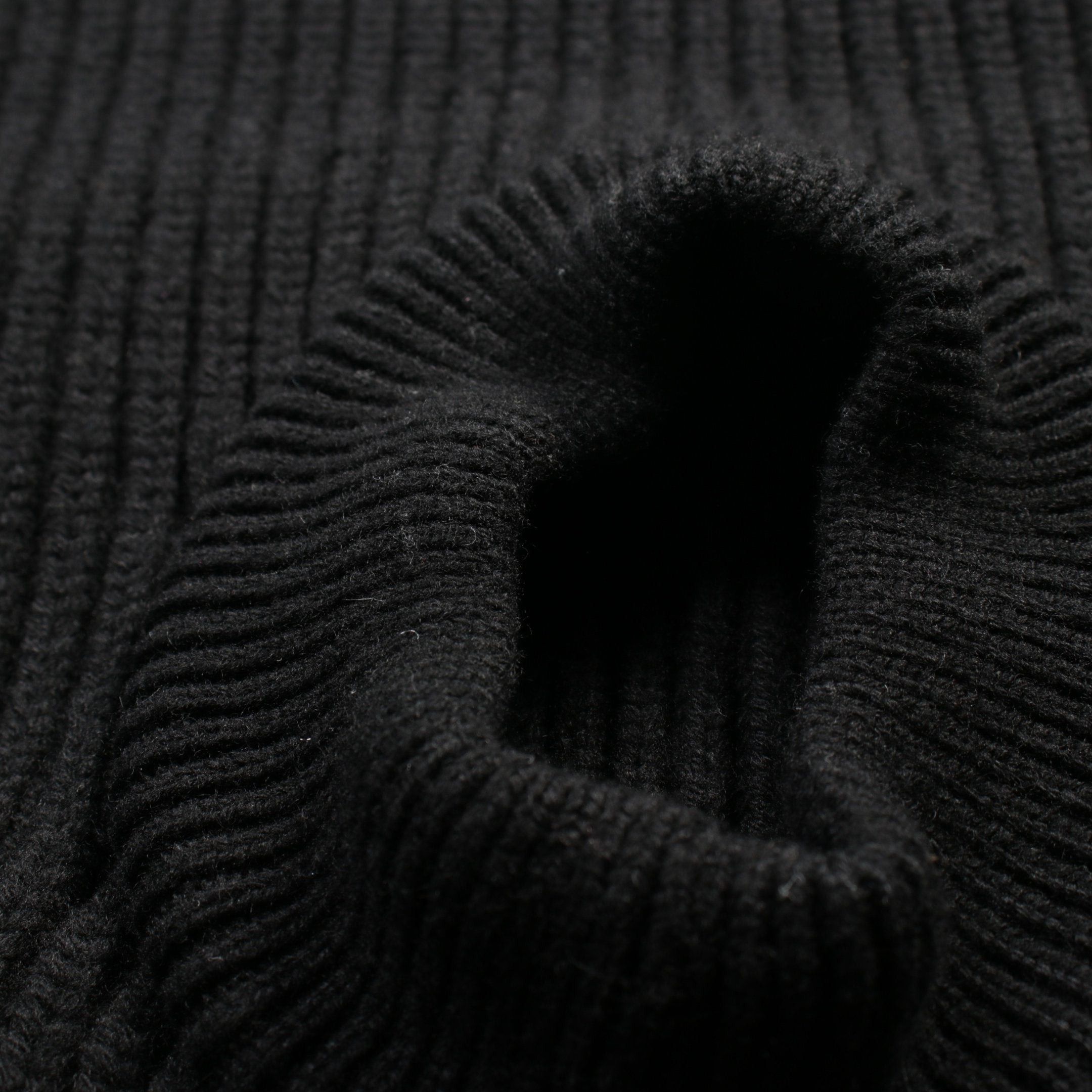 Louis Vuitton Louis Vuitton Knit No Sleeve Wool Cashmere Black Size ONE SIZE - 10 Thumbnail