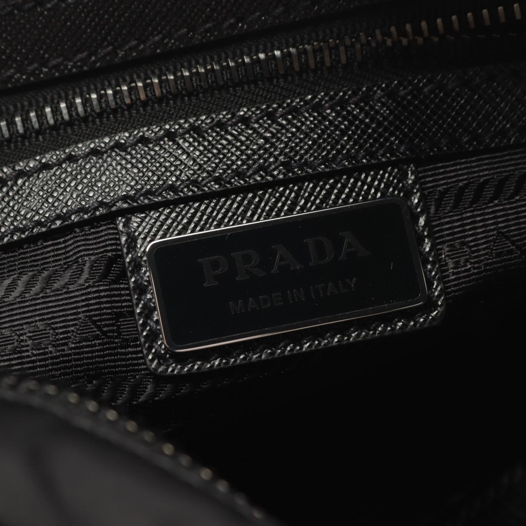 Prada Prada Re-Nylon Shoulder Bag Nylon Saffiano Leather Black Size ONE SIZE - 4 Thumbnail