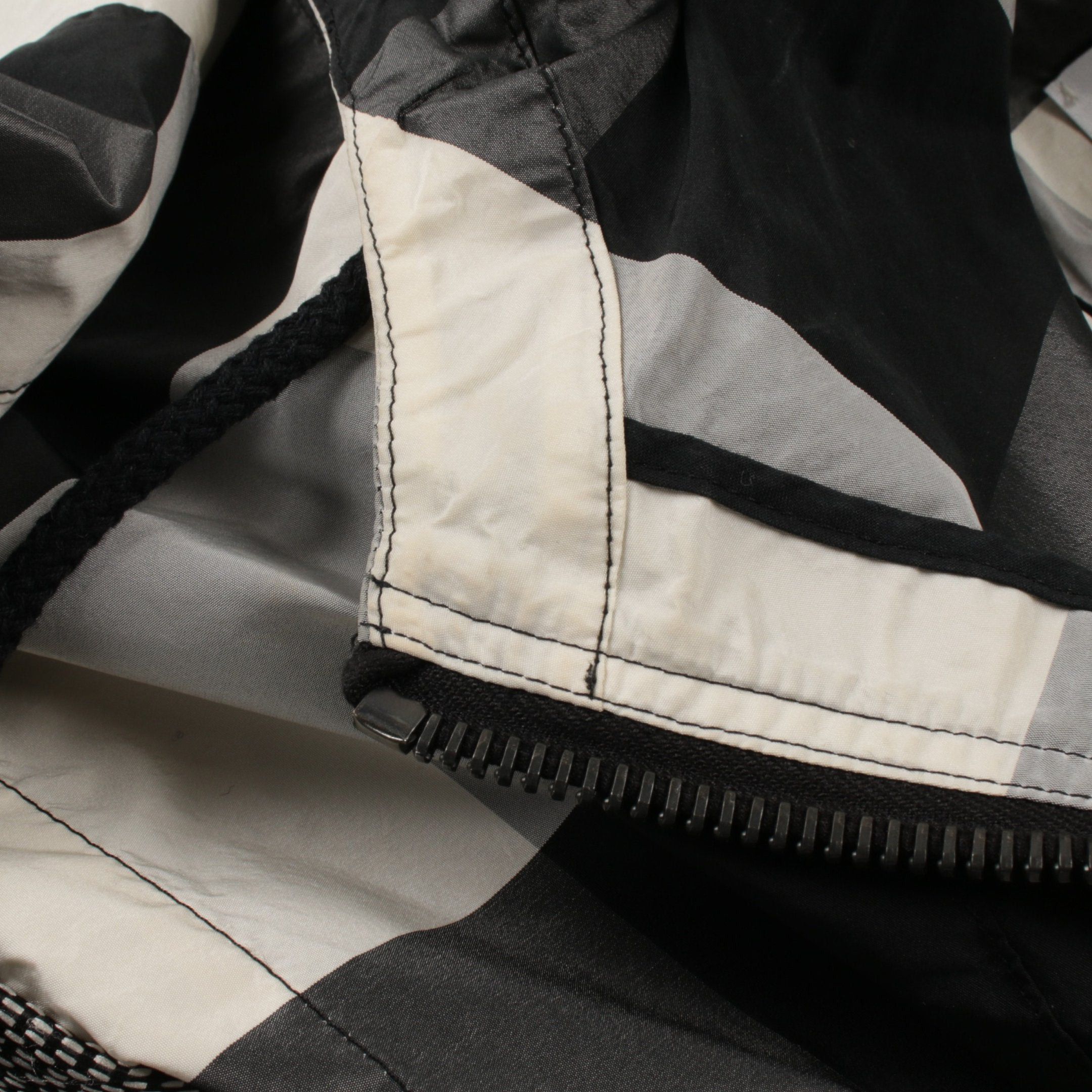 Dior Dior Anorak Hoodie Nylon Jacket Check Off White Black Gray Size ONE SIZE - 8 Thumbnail