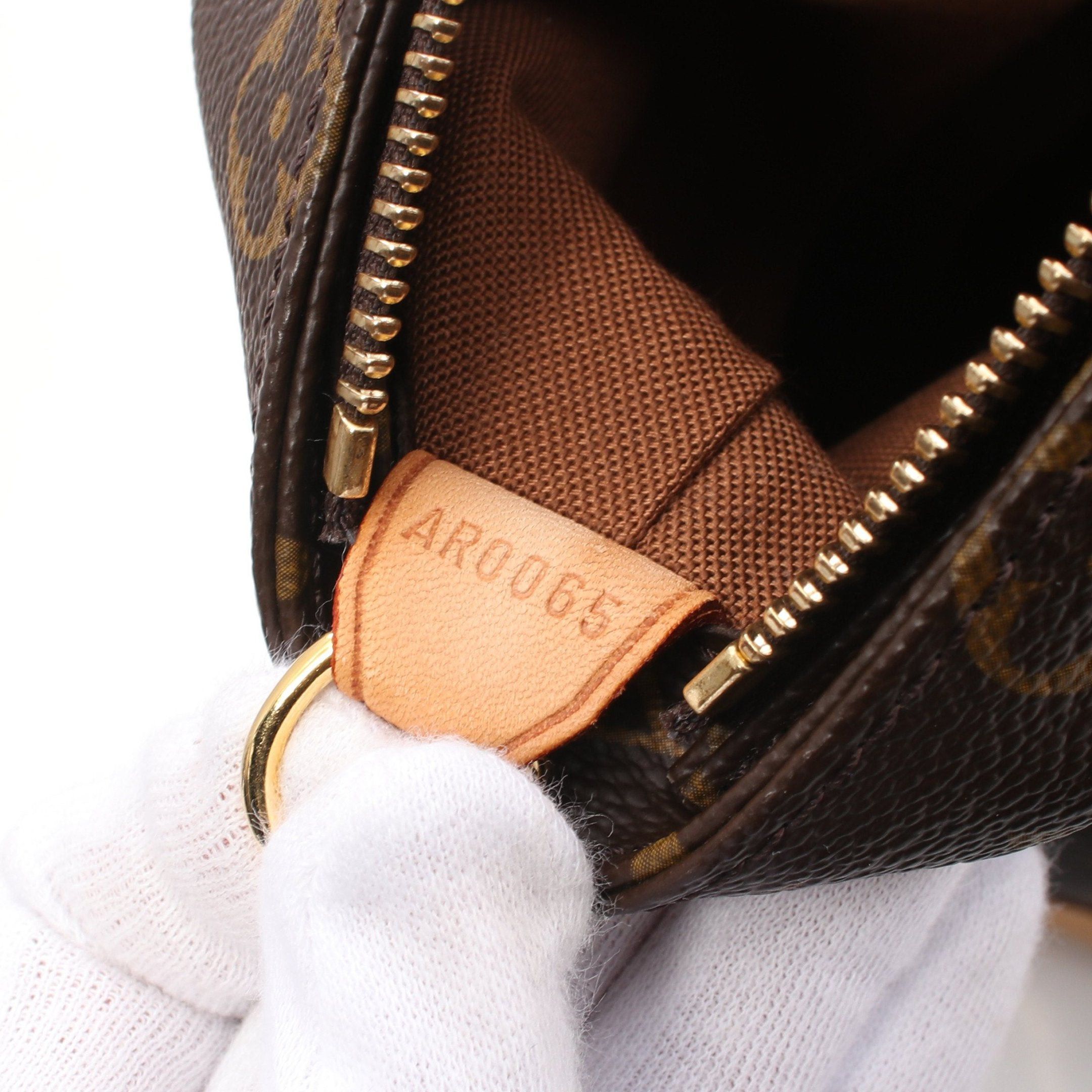 Louis Vuitton Louis Vuitton Kabamezo Monogram Shoulder Bag Tote Leather Brown Size ONE SIZE - 5 Thumbnail