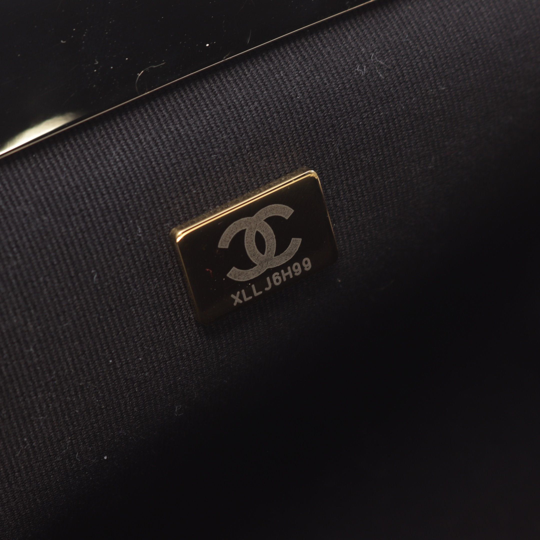 Chanel Chanel Matelasse Chain Shoulder Bag Leather Black Gold Hardware Clasp Size ONE SIZE - 5 Thumbnail