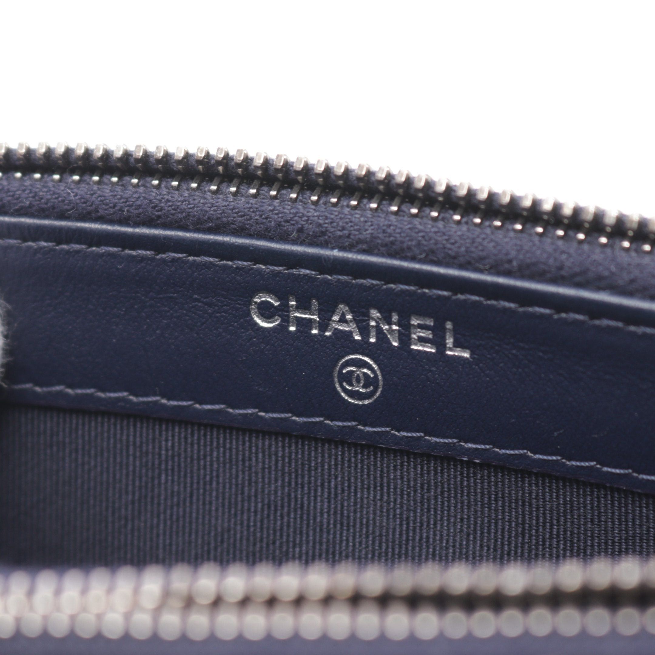 Chanel Chanel Gabriel Chain Shoulder Bag Wallet Tweed Leather Navy Multicolor Gold Hardware Size ONE SIZE - 4 Thumbnail