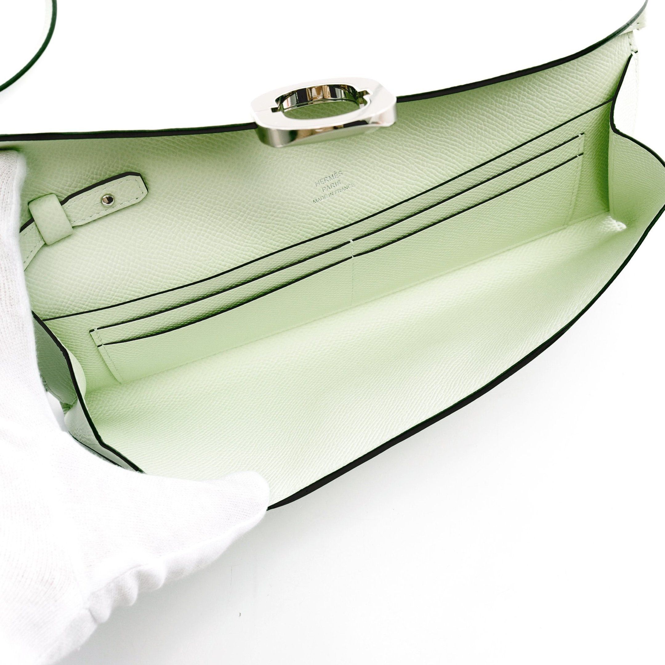 Hermes Hermes Chaîne Too Go Vert Fizz Shoulder Wallet Veau Epsom Light Green Silver Hardware B Stamp Size ONE SIZE - 3 Thumbnail