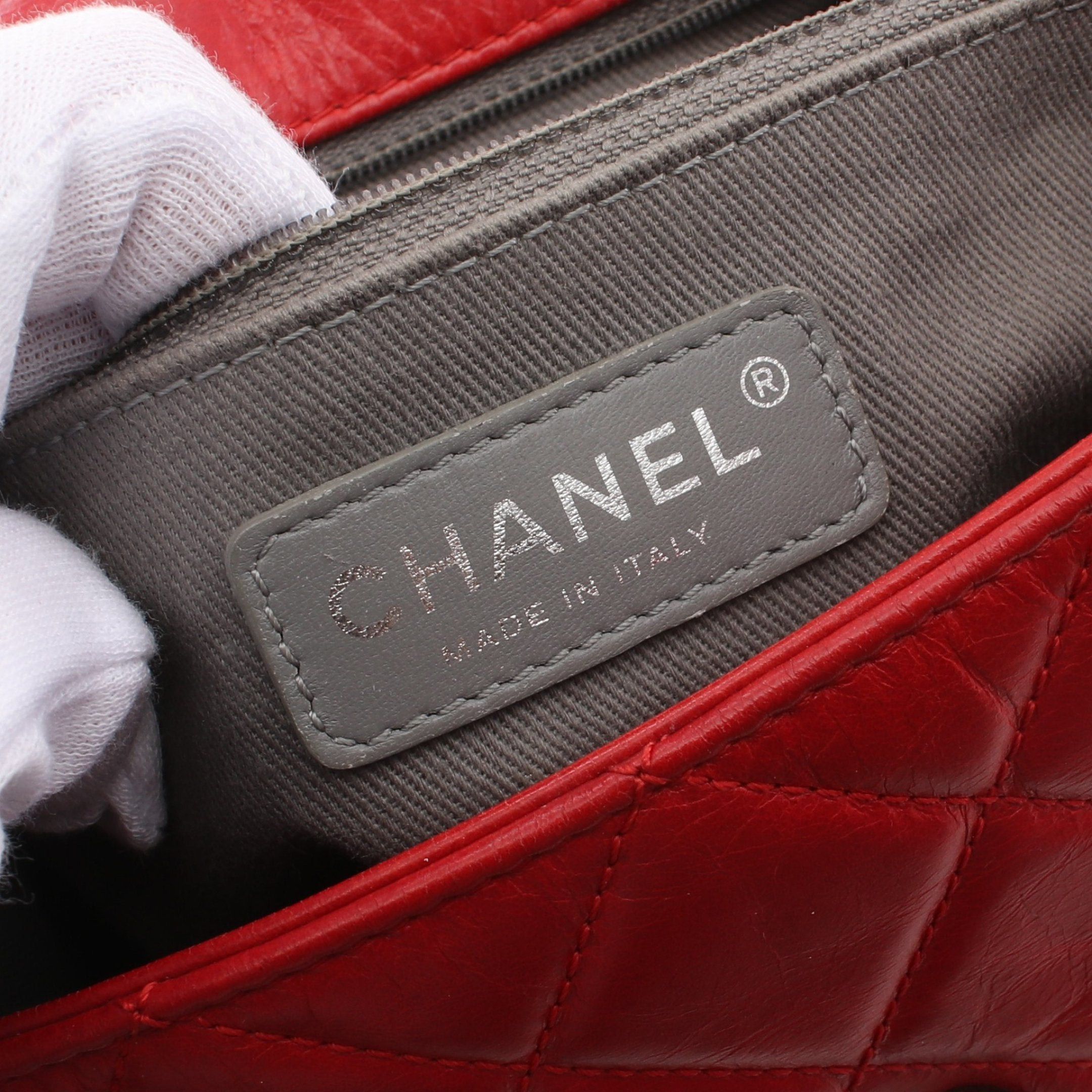 Chanel Chanel Matelasse Double Chain Shoulder Bag Leather Red Silver Hardware Size ONE SIZE - 4 Thumbnail