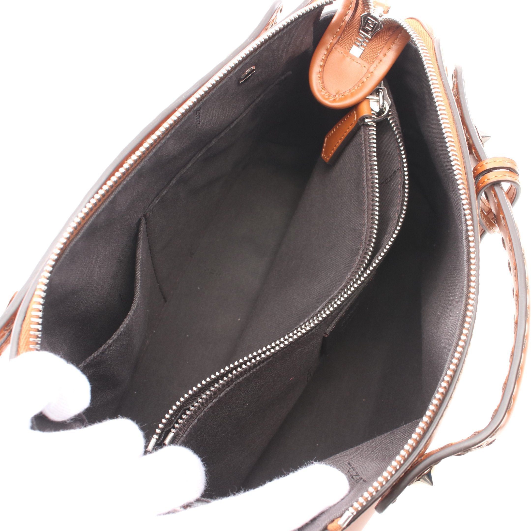 Fendi Fendi By The Way Medium Handbag Leather Light Brown Size ONE SIZE - 3 Thumbnail