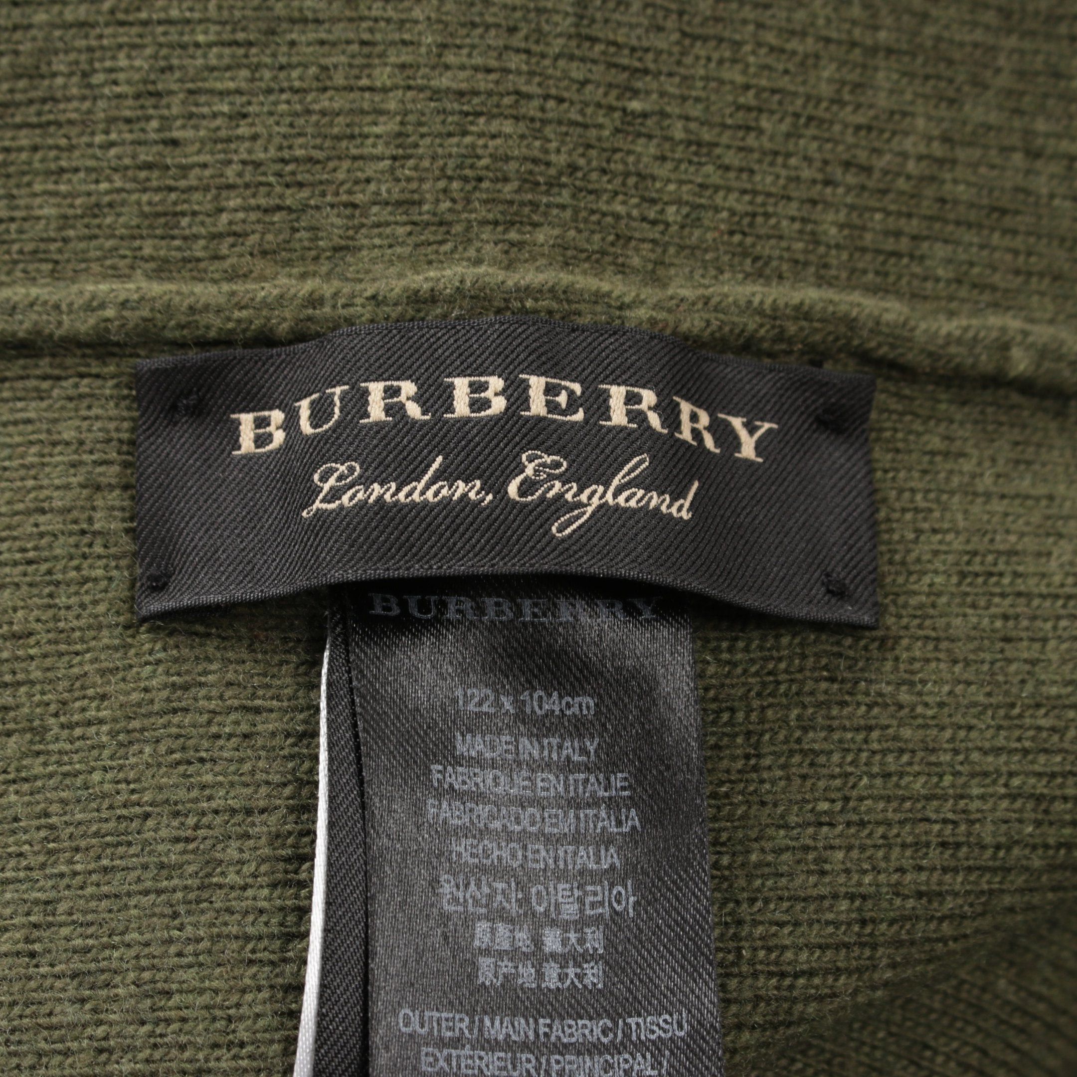 Burberry Burberry Poncho Wool Cashmere Khaki Green Red Size ONE SIZE - 3 Thumbnail