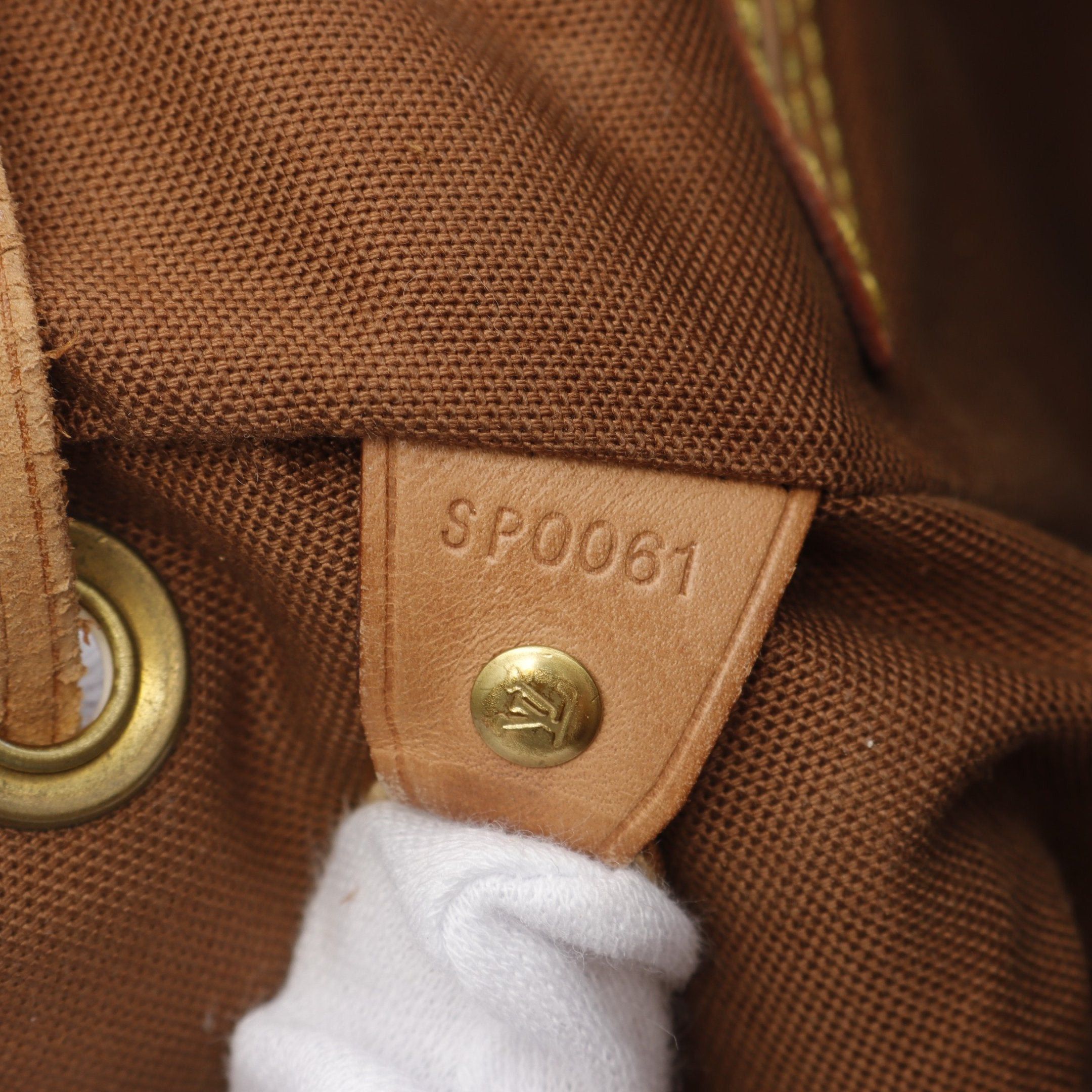 Louis Vuitton Louis Vuitton Montsouris Mm Monogram Backpack Rucksack Leather Brown Size ONE SIZE - 5 Thumbnail