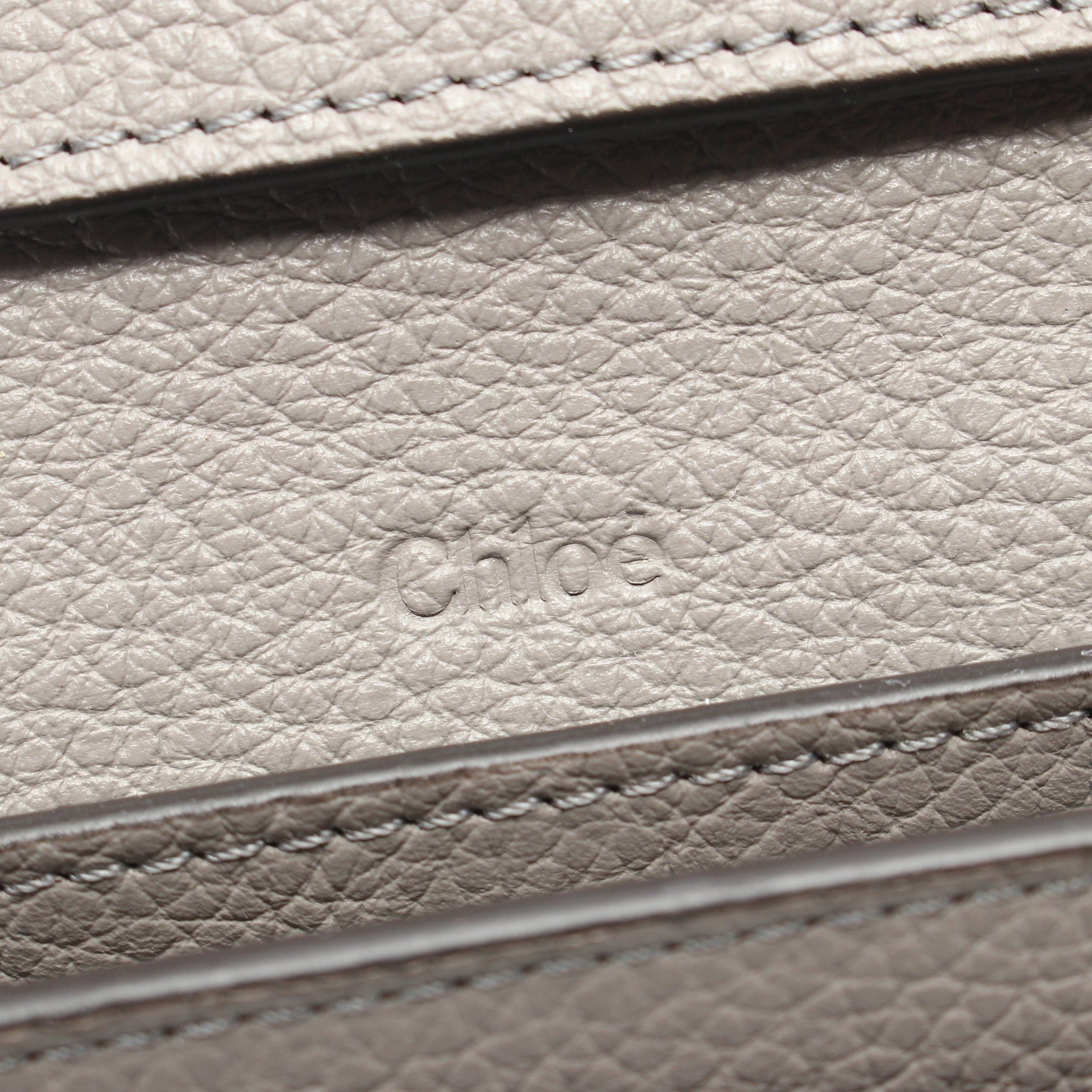 Chloe Chloe Alphabet Card Case Name Holder Leather Gray Size ONE SIZE - 4 Thumbnail