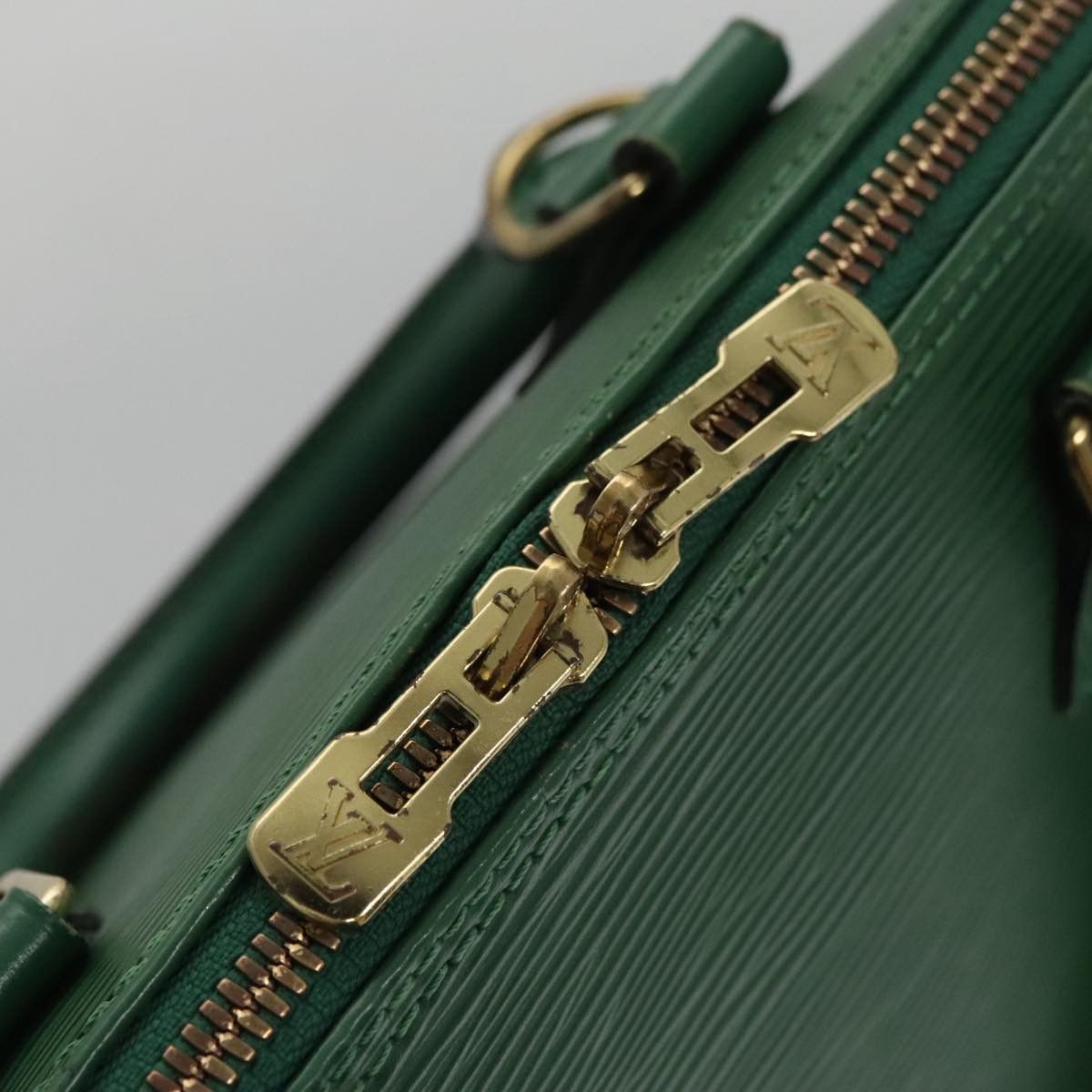 Louis Vuitton Alma Green Leather Handbag (Pre-Owned) Size ONE SIZE - 12 Thumbnail