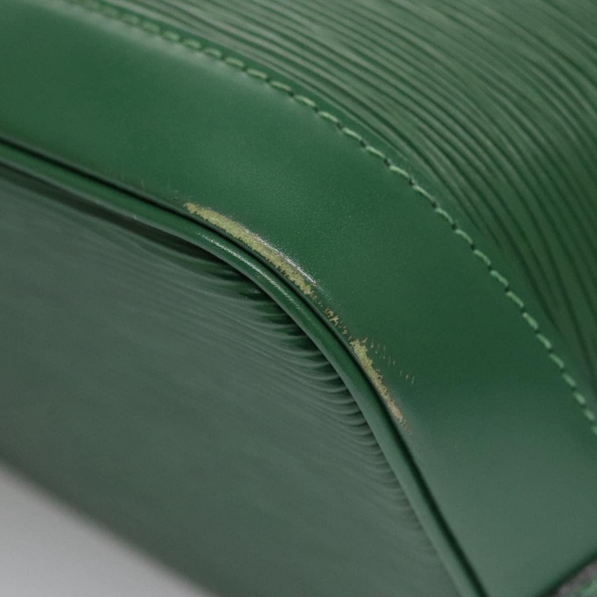 Louis Vuitton Alma Green Leather Handbag (Pre-Owned) Size ONE SIZE - 7 Thumbnail