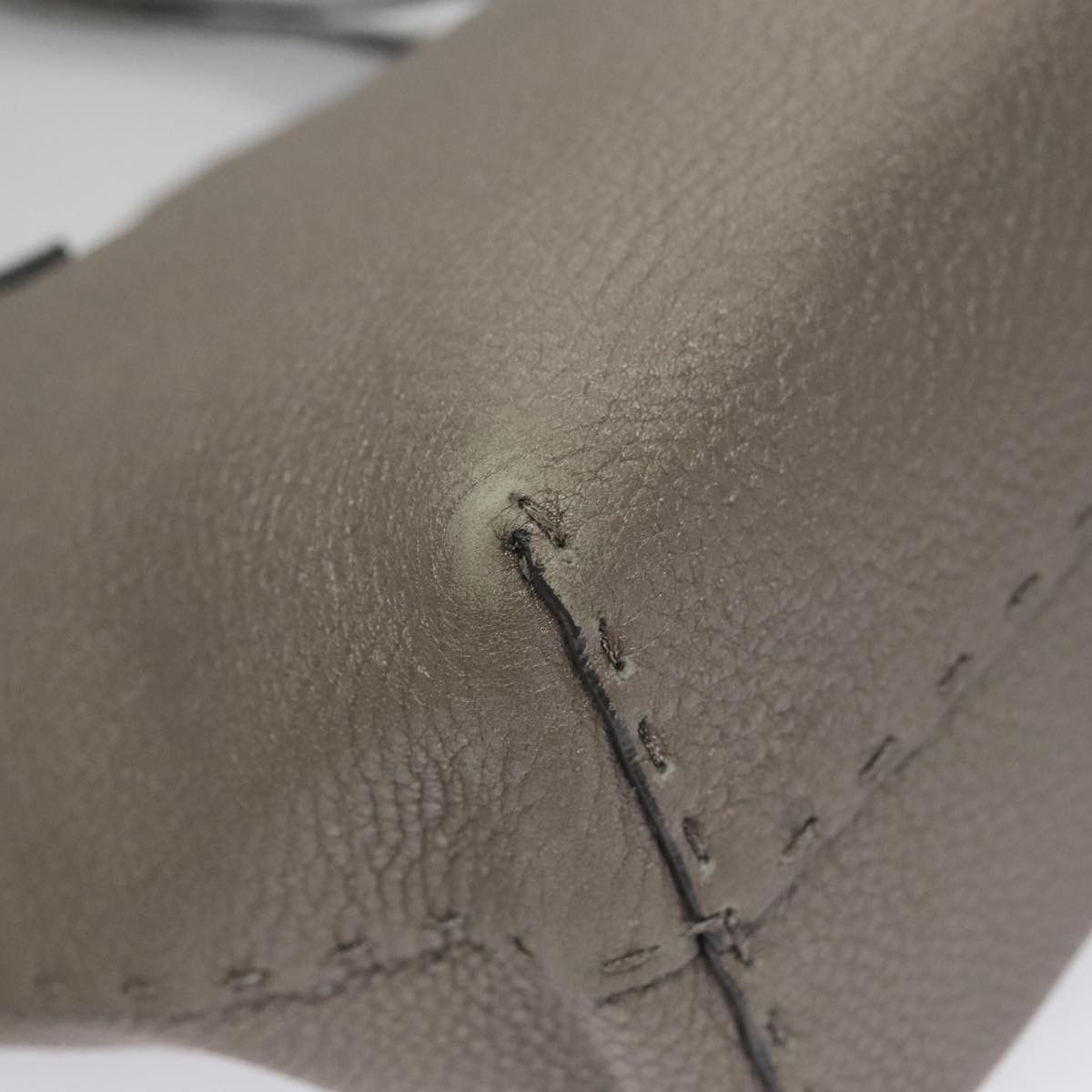 Fendi Selleria Grey Leather Handbag (Pre-Owned) Size ONE SIZE - 8 Thumbnail