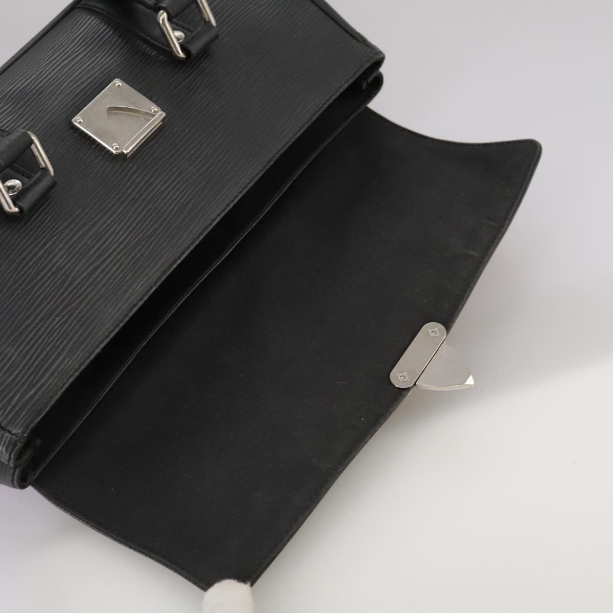 Louis Vuitton Segur Black Leather Handbag (Pre-Owned) Size ONE SIZE - 14 Thumbnail