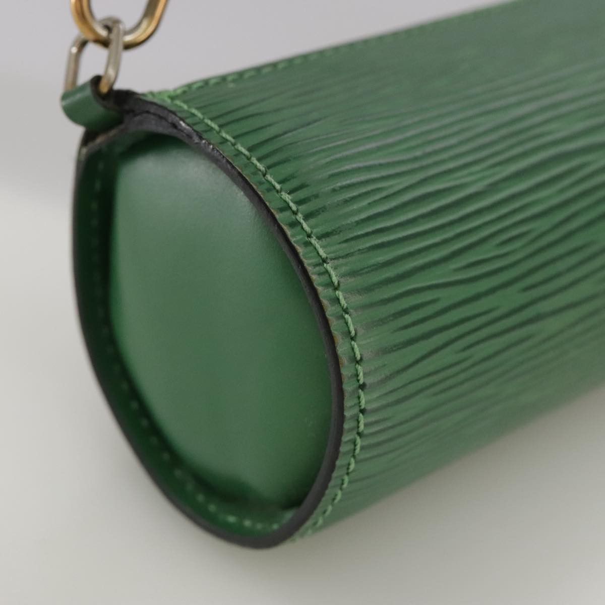 Louis Vuitton Papillon Green Leather Clutch Bag (Pre-Owned) Size ONE SIZE - 8 Thumbnail