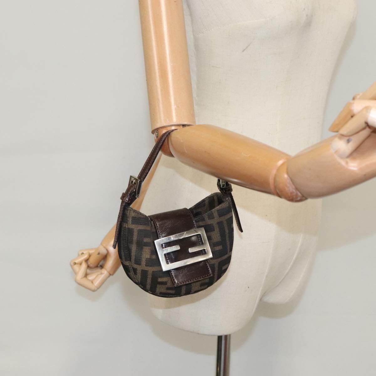 Fendi Croissant Petit Brown Canvas Handbag (Pre-Owned) Size ONE SIZE - 11 Thumbnail