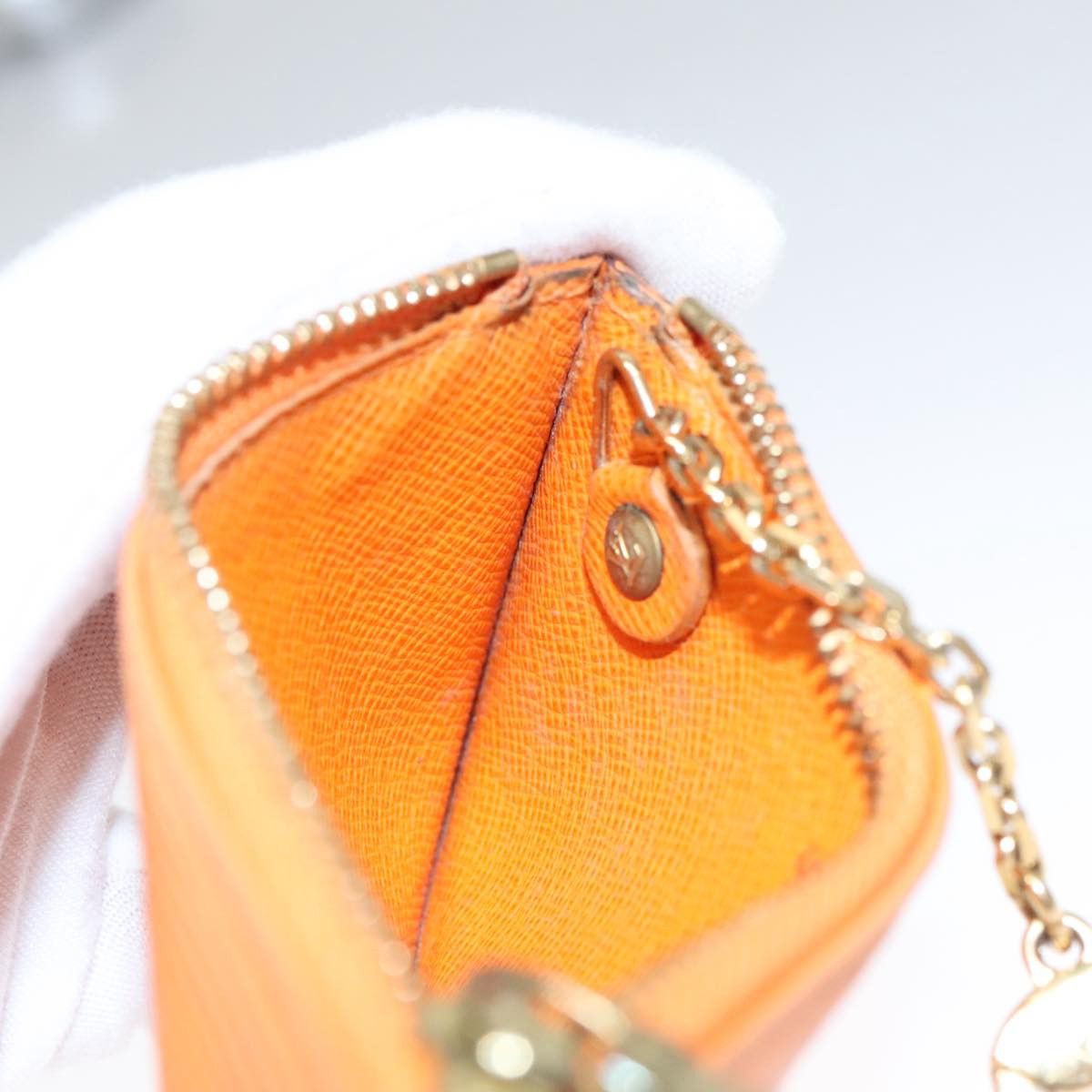Louis Vuitton Pochette Clés Orange Leather Wallet (Pre-Owned) Size ONE SIZE - 16 Thumbnail