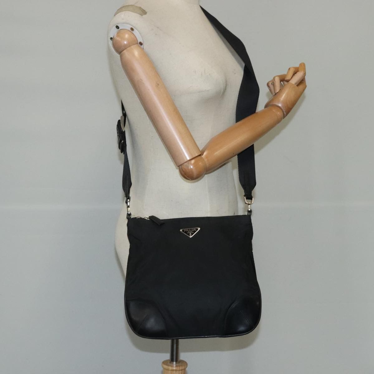 Prada Re-Nylon Black Synthetic Shoulder Bag (Pre-Owned) Size ONE SIZE - 17 Thumbnail