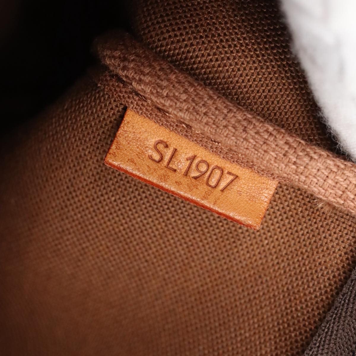 Louis Vuitton Pochette Accessoire Brown Canvas Clutch Bag (Pre-Owned) Size ONE SIZE - 12 Thumbnail