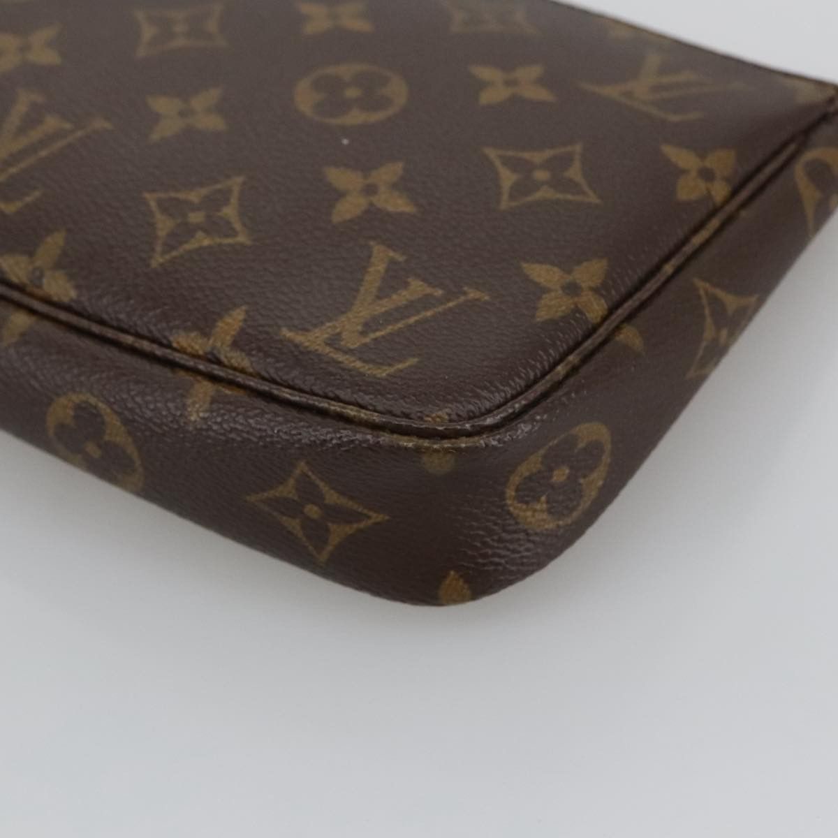Louis Vuitton Pochette Accessoire Brown Canvas Clutch Bag (Pre-Owned) Size ONE SIZE - 8 Thumbnail