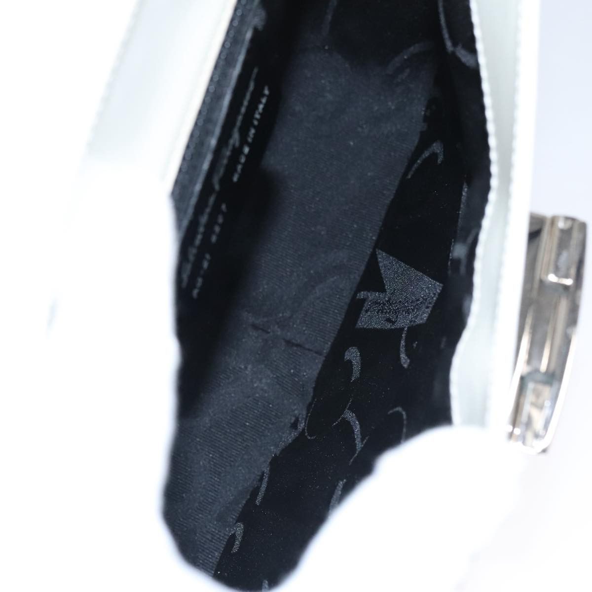 Salvatore Ferragamo Gancini White Patent Leather Handbag (Pre-Owned) Size ONE SIZE - 8 Thumbnail