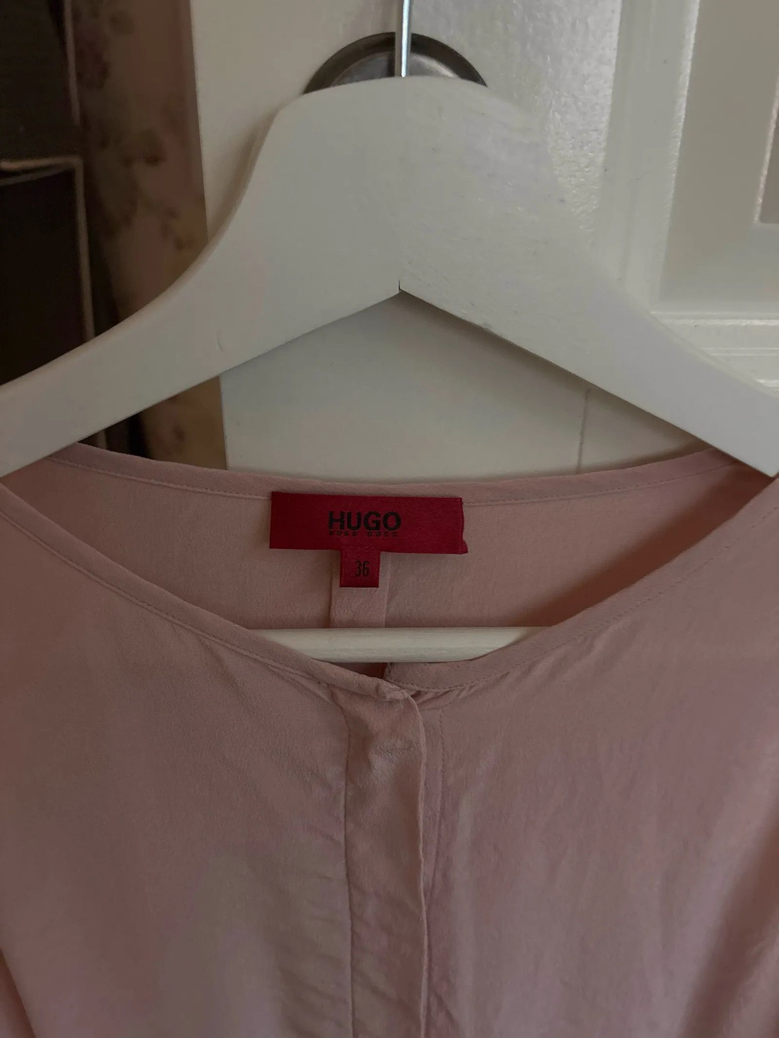 Hugo Boss Hugo Boss Hugo Boss Silkesblus Blouse Size XS / US 0-2 / IT 36-38 - 2 Thumbnail