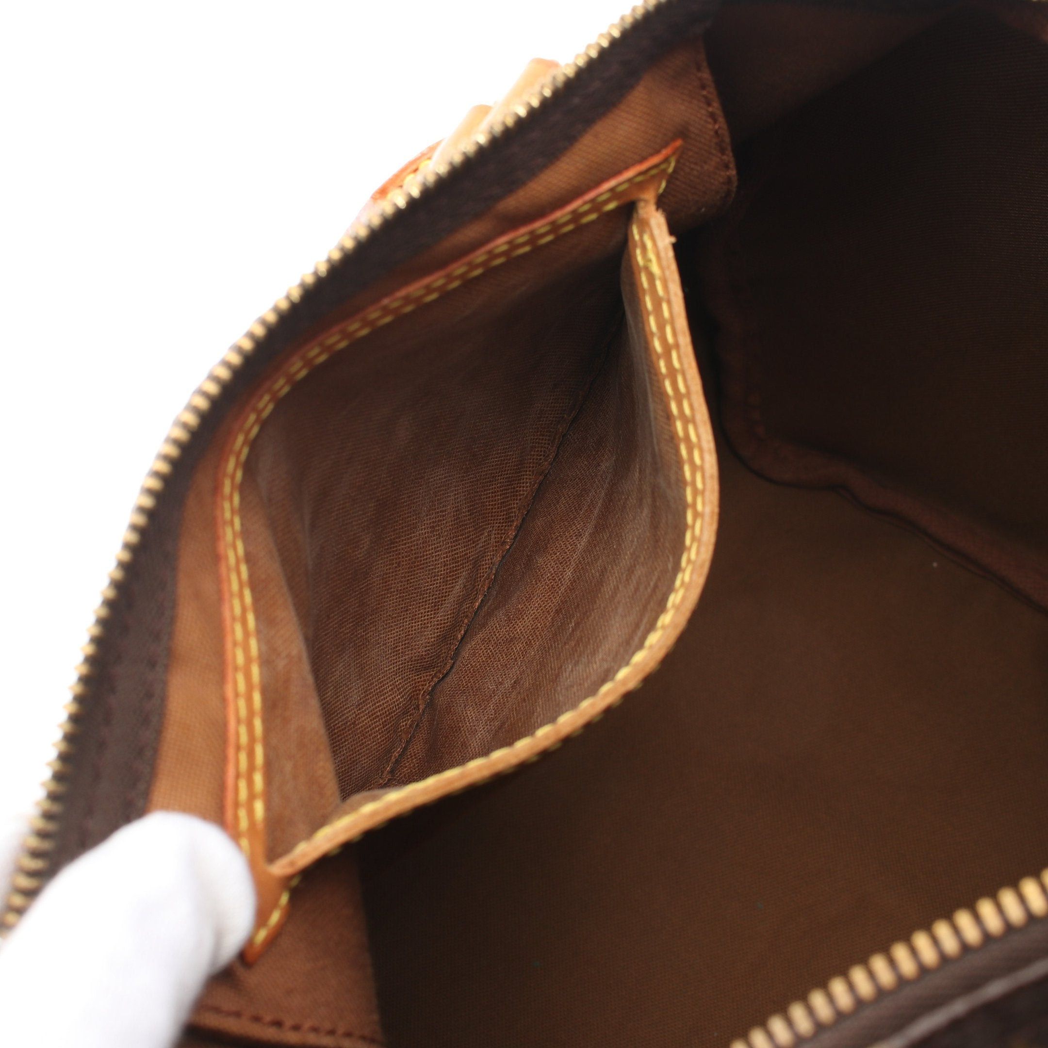 Louis Vuitton Louis Vuitton Speedy 30 Monogram Handbag Leather Brown Size ONE SIZE - 6 Thumbnail