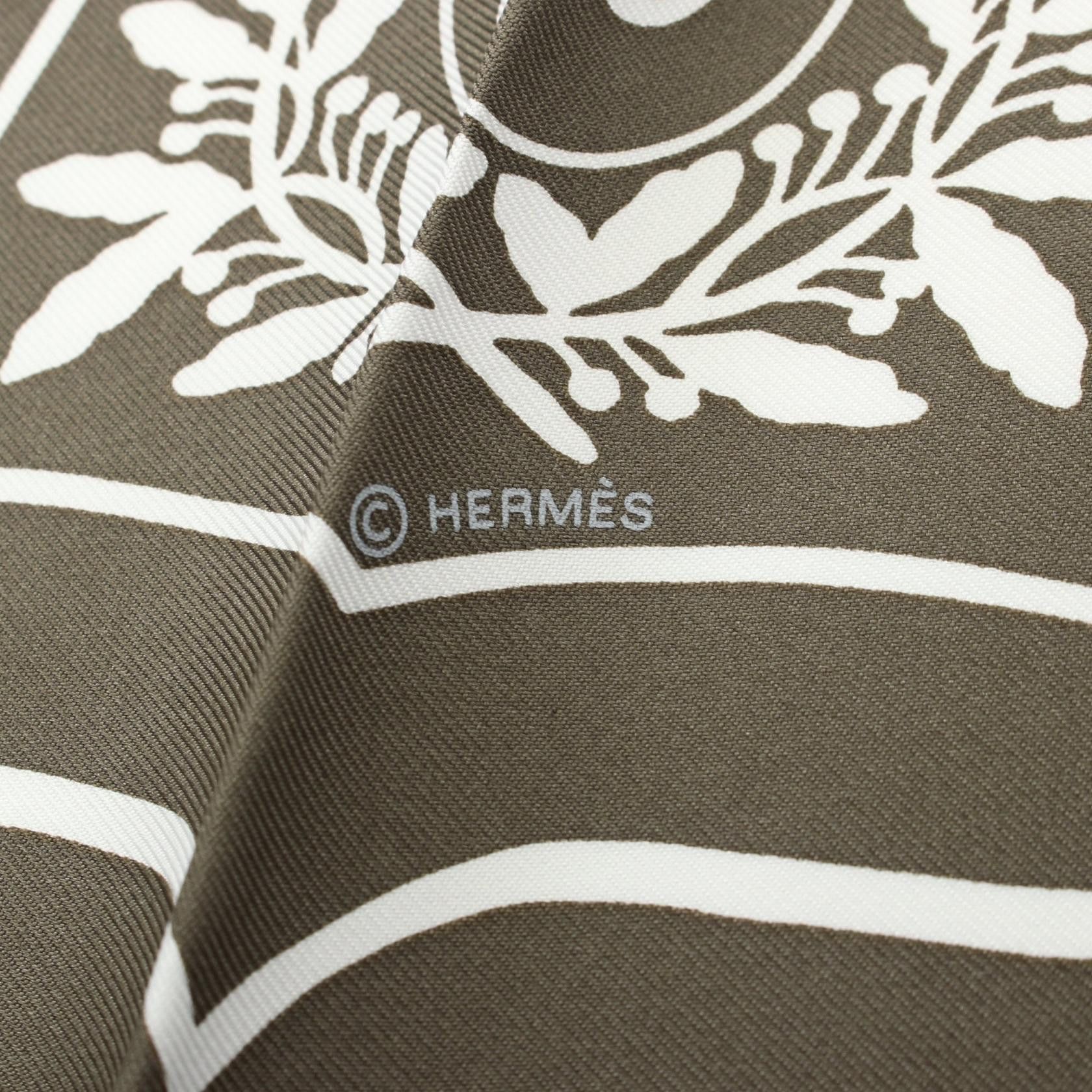 Hermes Hermes Carres H80 Sabre Ornament Bag Fringe Scarf Silk Gray Green White Size ONE SIZE - 2 Thumbnail