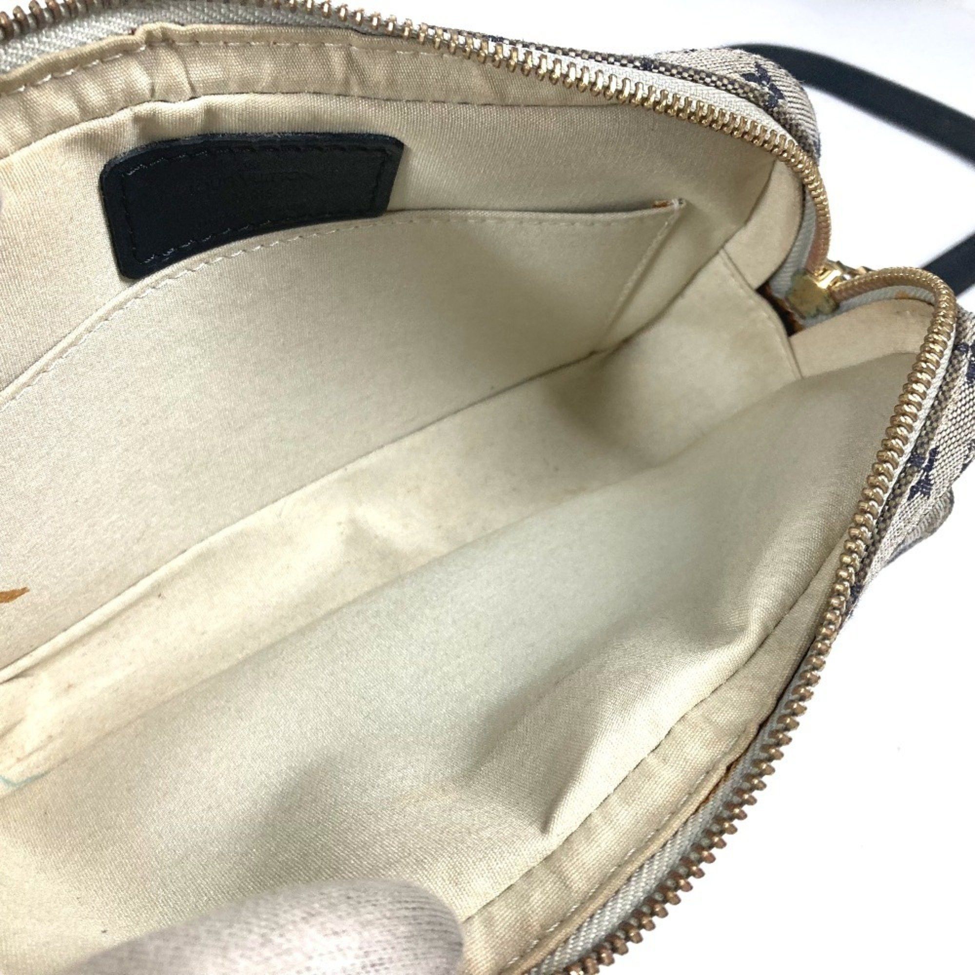 Louis Vuitton Louis Vuitton Juliette clutch Size ONE SIZE - 16 Thumbnail