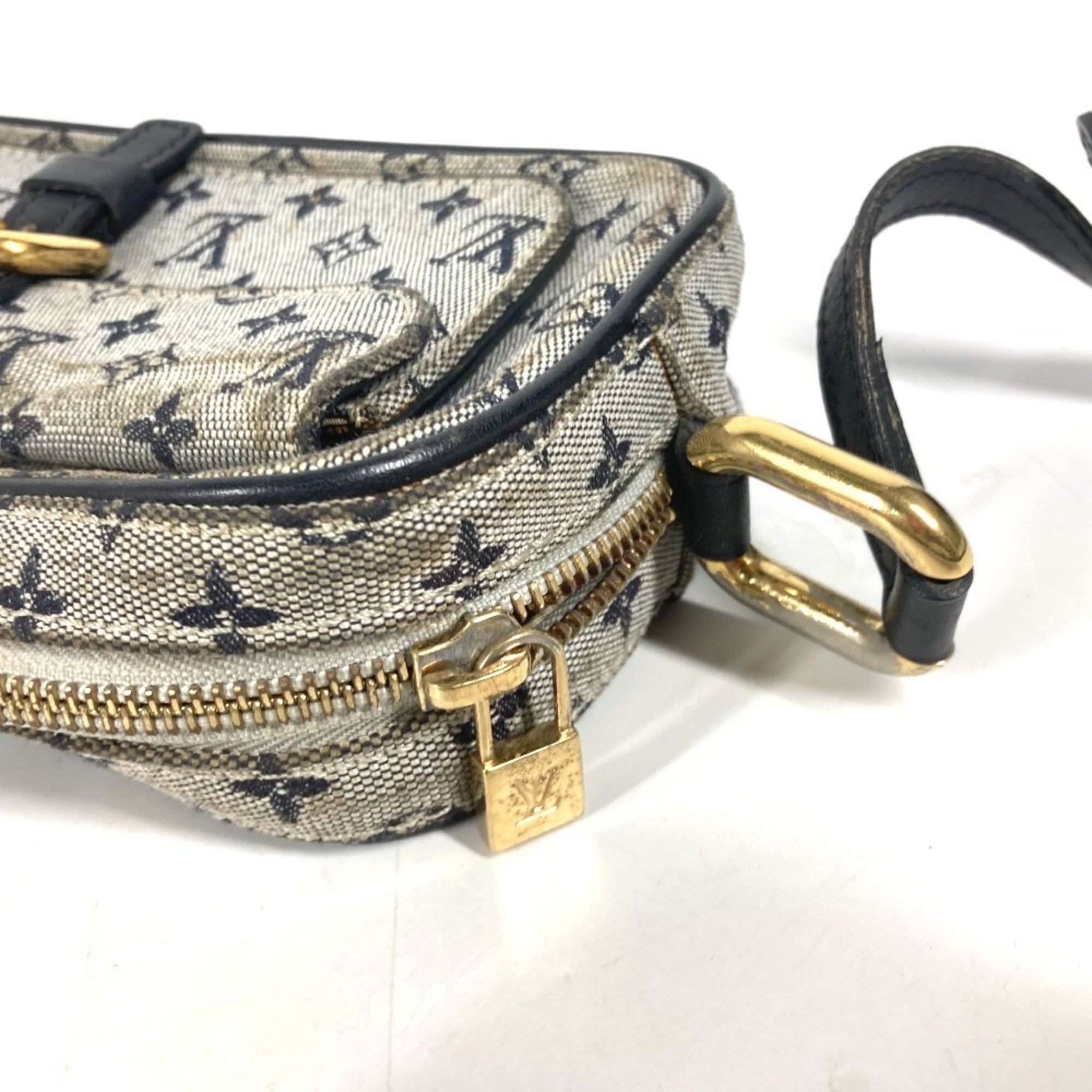 Louis Vuitton Louis Vuitton Juliette clutch Size ONE SIZE - 12 Thumbnail